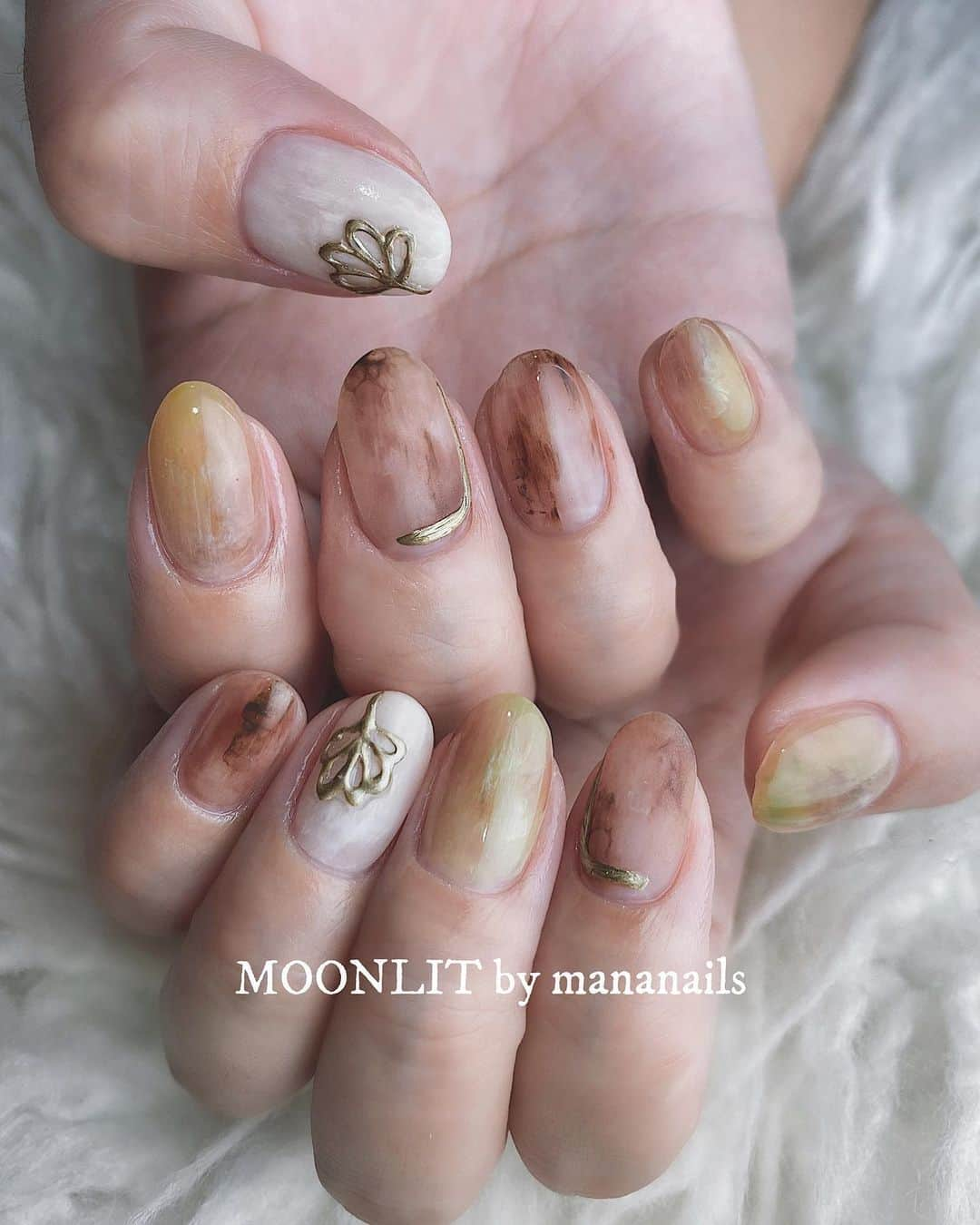 mananailsさんのインスタグラム写真 - (mananailsInstagram)「nuance design by @moonlit_kaori ㅤ ☾120min design」11月27日 20時06分 - mananails