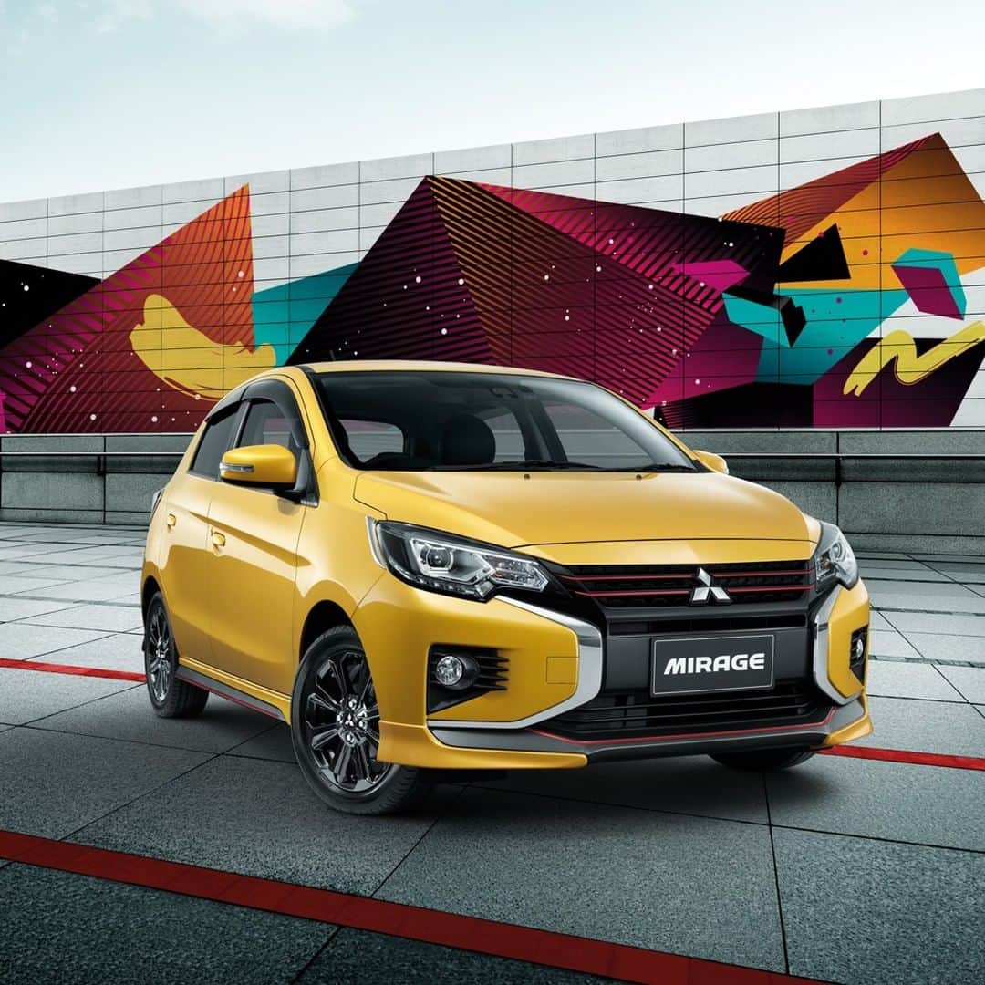 Mitsubishi Motors Thailandさんのインスタグラム写真 - (Mitsubishi Motors ThailandInstagram)「คล่องตัวกว่า กับ New Mitsubishi Mirage ด้วยวงเลี้ยวแคบสุด 4.4 ม. ทางแคบแค่ไหนก็ขับได้อย่างง่ายดาย  #MitsubishiMotorsThailand #MitsubishiMotors #NewMitsubishiCityCar #NewMirage #พลังจากข้างในไปให้สุด」11月27日 21時00分 - mitsubishimotorsth
