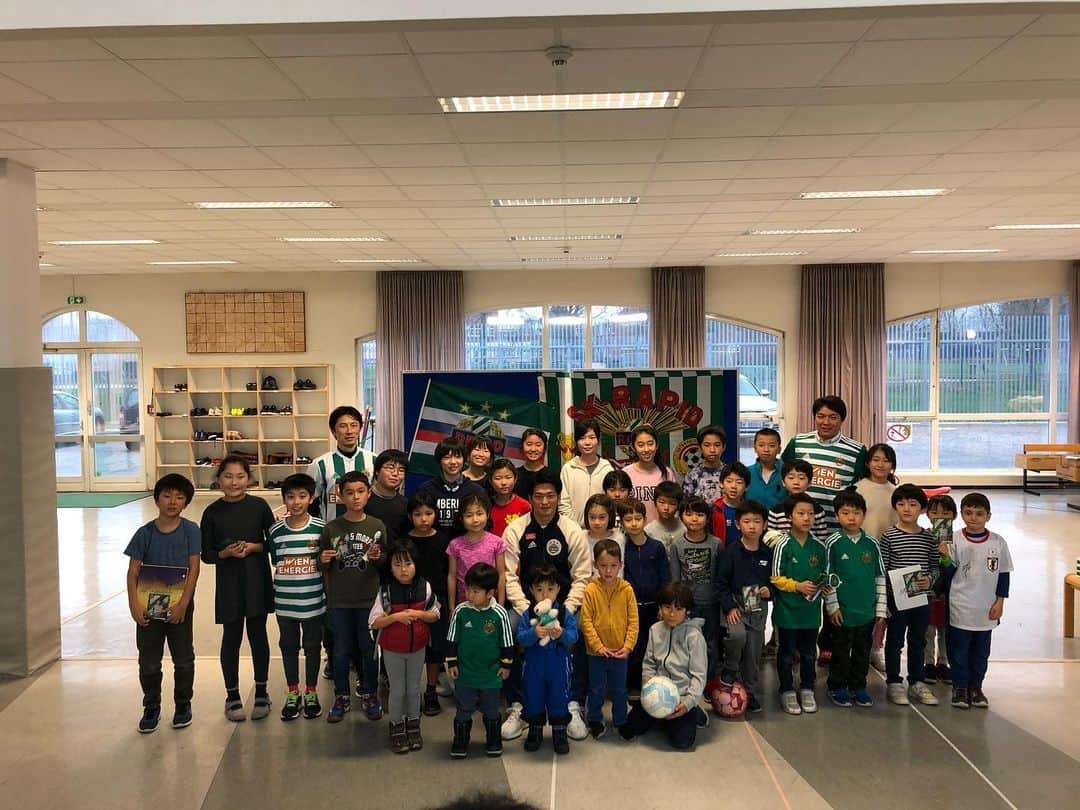 北川航也のインスタグラム：「. 先日ウィーン日本人学校へ行ってきました！ 素晴らしい時間をありがとうございました☺︎ また機会があればよろしくお願いします！ . #ウィーン　#ウィーン日本人学校  #wien #vienna」