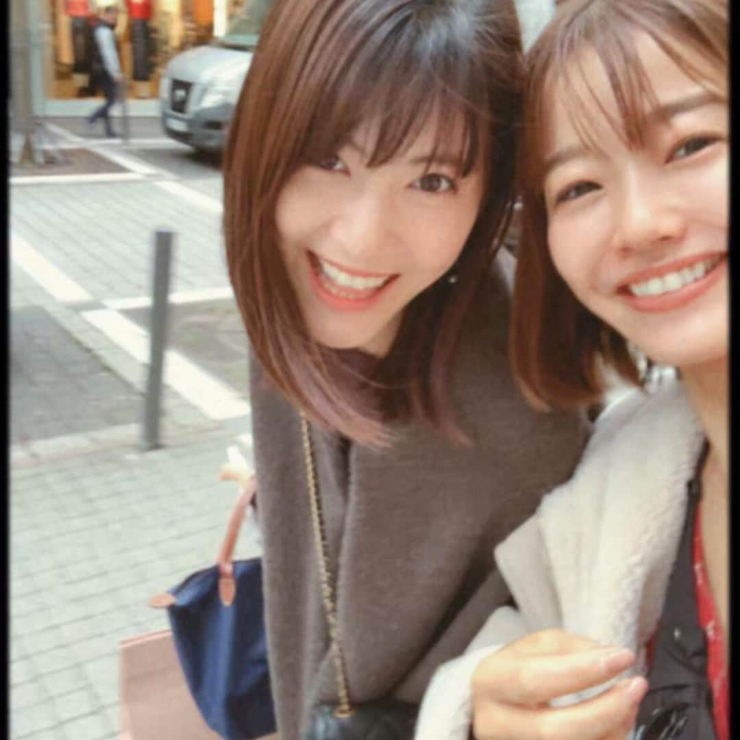 佐藤ありささんのインスタグラム写真 - (佐藤ありさInstagram)「ちーちゃんがドイツに 遊びに来てくれたよ❣️ 一緒にお買い物楽しかったな〜😆✨」11月27日 21時38分 - satoarisa920