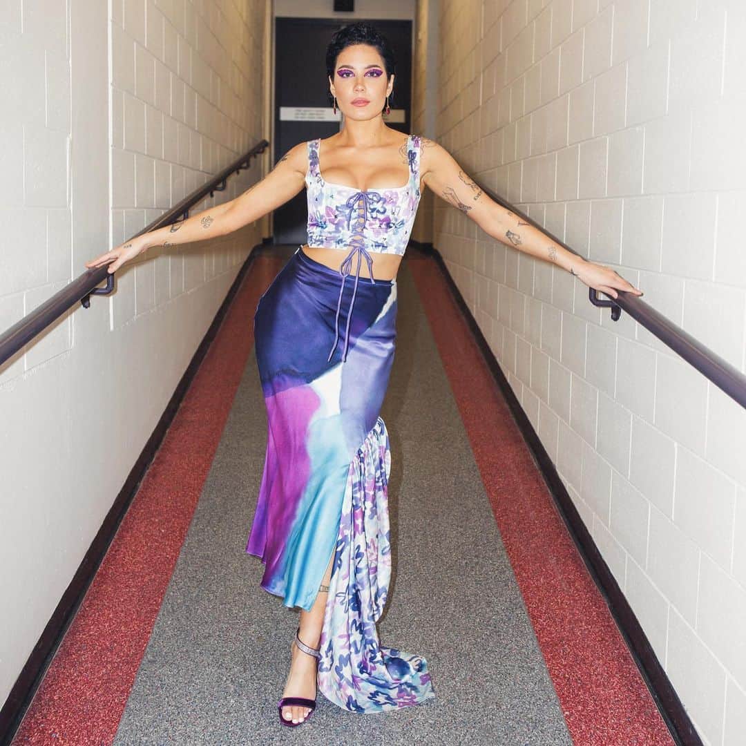 Halseyのインスタグラム：「And another @collinastrada I’m in heaven I’m in heaven I’m in heaven. 🦋 slide to end for my meticulous makeup look that got 30 seconds of screen time 😅」