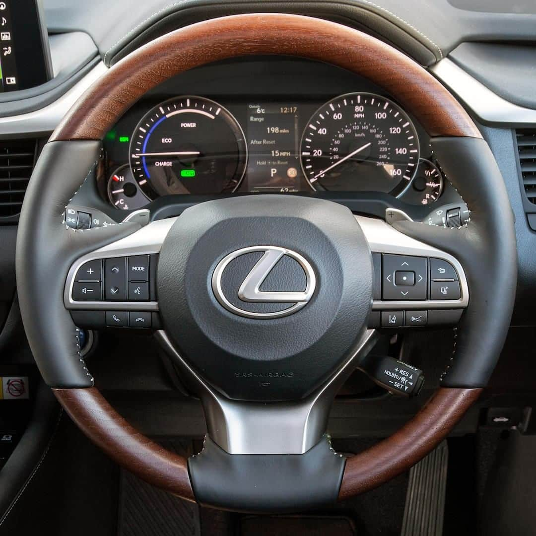 Lexus UKのインスタグラム