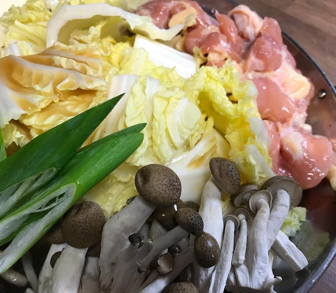 鶏っく富山さんのインスタグラム写真 - (鶏っく富山Instagram)「11月、早くも終わりが見えてきました。  いっそう寒さが強くなってきた富山です😖  そんなわけで！お鍋コース🍲飛び込みでも承っております✩.*˚ 熱々の日本酒と一緒に 如何でしょう⁄(⁄ ⁄^⁄ᗨ⁄^⁄ ⁄)⁄ 御来店お待ちしておりま〜す😎  #富山 #駅前 #居酒屋 #完全個室 #鶏っく #お得 #宴会 #飲み放題 #ございます #ゆったり #ゆっくり #くつろぎの空間」11月27日 22時28分 - trick.toyama