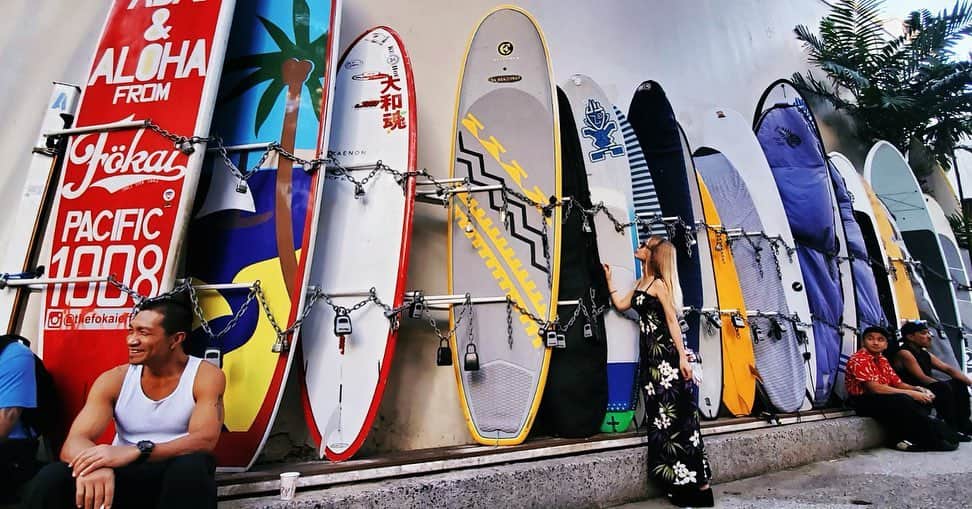 若月雅のインスタグラム：「Hawaii🐬Waikiki🌴✨③ . 3泊5日だったけど、有意義に過ごせたよ(●´ω｀●) また皆で行けたらいいなあ✨ . #Hawaii #Waikiki #インスタ映え #ハワイ旅行」