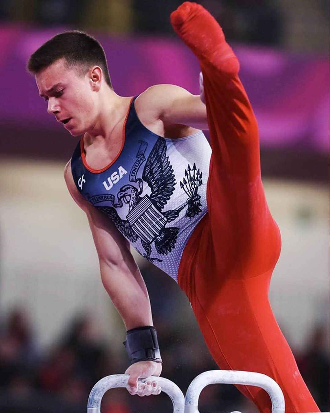 Inside Gymnasticsさんのインスタグラム写真 - (Inside GymnasticsInstagram)「#Repost @stanfordmensgymnastics Stanford will be represented by @brody1700, @kashmod and @djessen96 at the 2019 Czech Grand Prix this weekend! #GoStanford」11月28日 9時30分 - insidegym