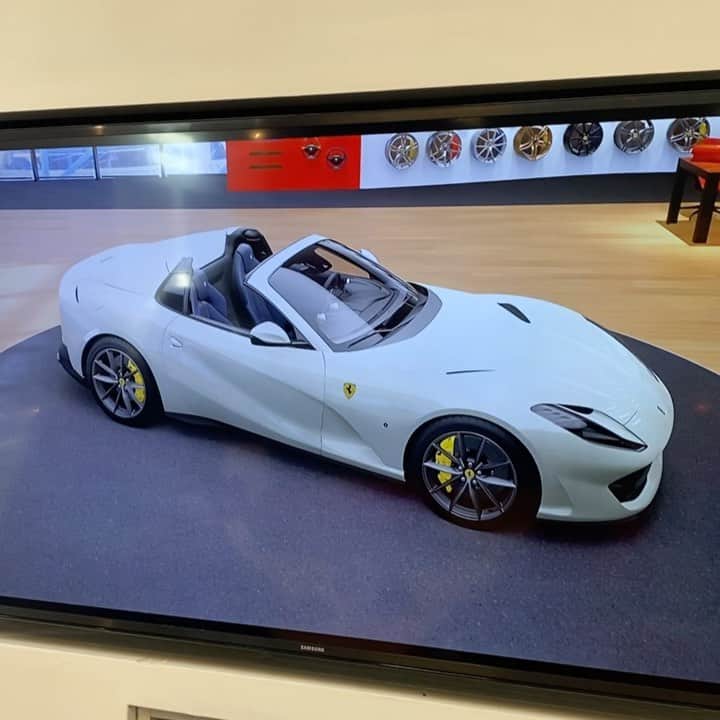 ロブ・ディアデックのインスタグラム：「We are back at again... #812GTS might be the greatest car ever created by @ferrari, IMO IMO IMO people! Can’t wait to blaze the streets in this one 🙌🏽🧨💥 @amirsadrieh @ferraribeverlyhills」
