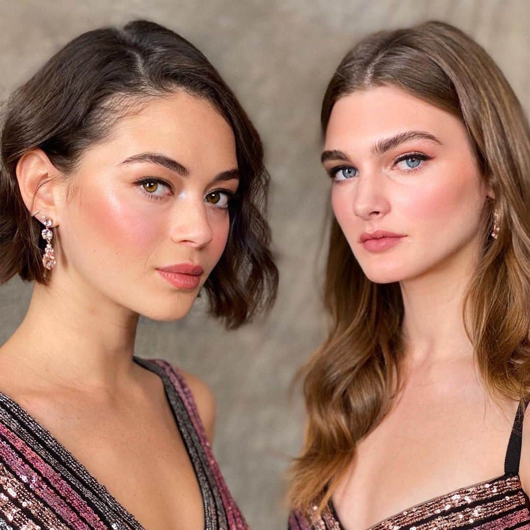 Stila Cosmeticsさんのインスタグラム写真 - (Stila CosmeticsInstagram)「@charlieriddle killed it once again for @marchesafashion's Pre Fall 2020 campaign! His key products for this shoot: 🌟Kitten Shimmer & Glow all over lids 🌟Smudge Pot Gel Eye Liner in brown for subtle defintion 🌟HUGE Extreme Lash Mascara for lushes lashes 🌟Hide & Chic Fluid Foundation to conceal imperfections & nurture skin 🌟Stay All Day Waterproof Brow Color 🌟Convertible Color Blush in 'Peony' 🌟Stay All Day Liquid Lipstick in 'Portofino', dabbed into lips with fingers for natural flush of color 🌟Heaven's Hue in 'Luminescence' to highlight cheekbones  Can't wait to see the final shots 😍 #stilacosmetics #marchesa #marchesafashion」11月28日 4時46分 - stilacosmetics