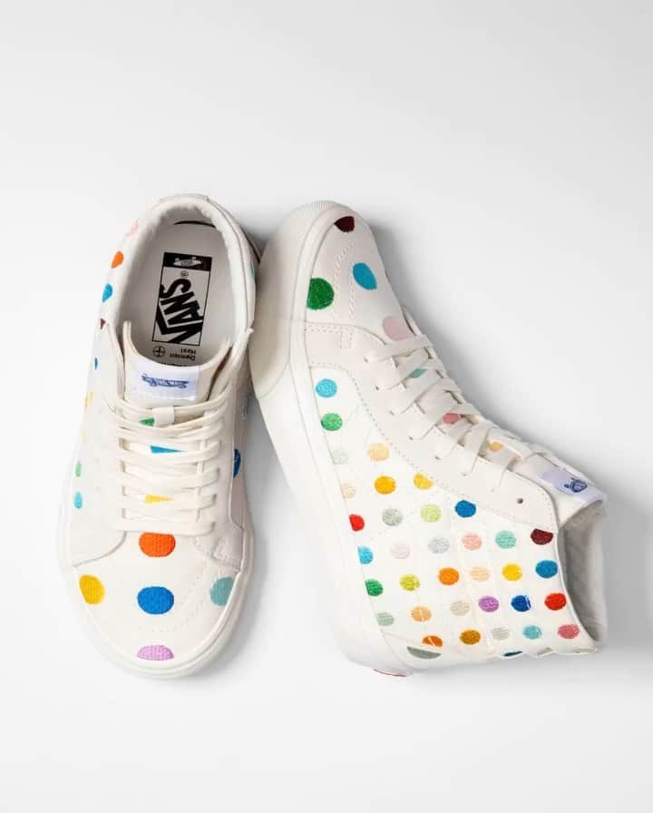 Palms Casino Resortのインスタグラム：「The Vault by Vans x @DamienHirst collection will be available December 6th exclusively at Palms and Vault by Vans store in NYC. Swipe up on our story for more info.」
