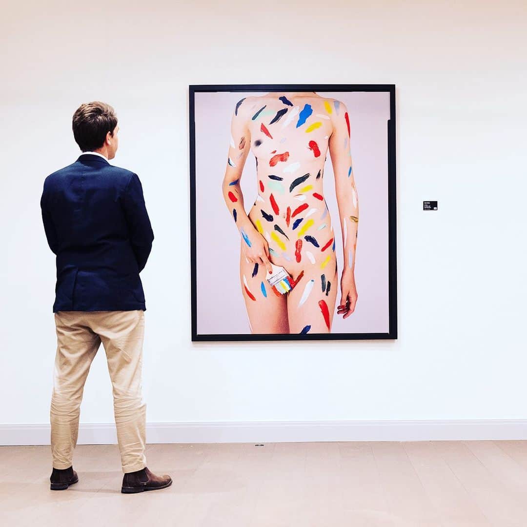 タイラー・シールズのインスタグラム：「There is no lazy talent that ever compared to dedication. This is a 60 by 48 inch print that was shot on my 8 by 10 camera (the nipple on the left is blurred to comply with Instagram laws of nudity) this print is one of the finest I have ever made, the texture of it in person is something this photo doesn’t do justice, it combines the perfect combination of large format film and drum scan techniques that allow me to make something that looks like the person in the print is standing in front of you. This was not an easy photograph to create as the paint nearly made @alliemarieevans faint from being on her body for so long. But in the end we all agree it was well worth it... Where would you hang this print?」
