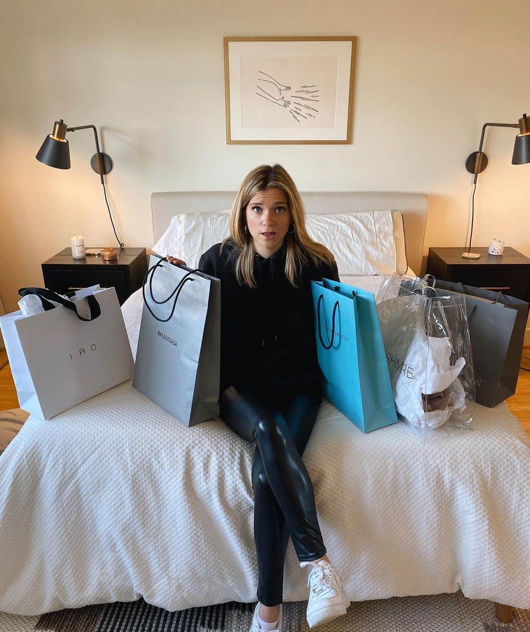 Monica Churchのインスタグラム：「I went shopping without looking at the prices... in New York City 🌃  rip to my bank account 😀 (new video link in bio)」