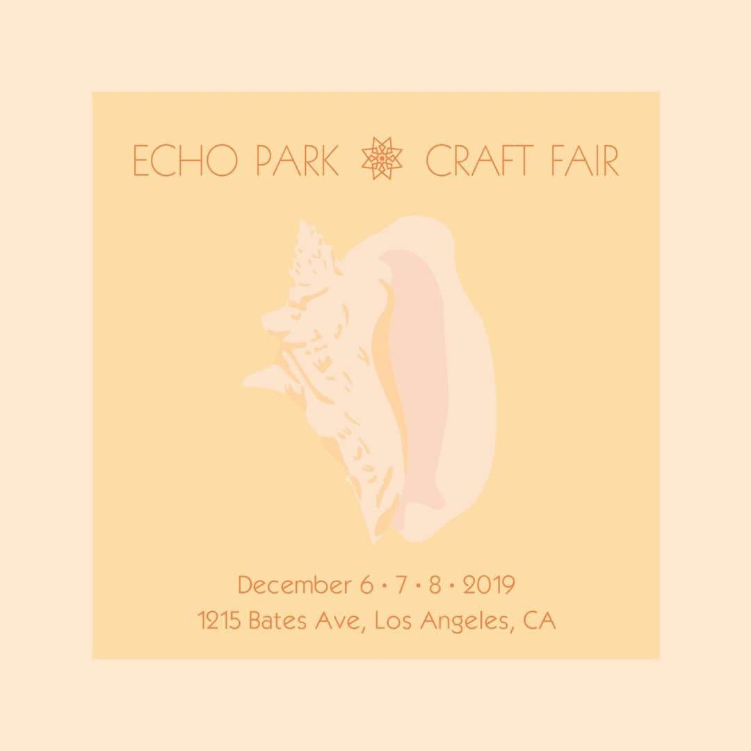 のインスタグラム：「Hello ... Here is the good news ! Maison bisous is showing at the incredible Craft fair in Echopark next weekend ... Hope to see you all there ! I've got a full brand new collection ... Get ready! I hope we will rock ( ͡° ͜ʖ ͡°) and you will come /// /// Très heureuse de vous annoncer que nous présentons notre superbe nouvelle collection à echopark craft fair la semaine prochaine ... En France on a pas ce genre d'évent à la fois fait main super cool et de bon goût ... Donc amis Francais venez pour l'occass ... C'est le weekend prochain ♥‿♥ Bacci  Opening Friday night  And fair Saturday and Friday 7-8 of dec  1215 Bates avenue I am inside stage 1 this time ˙ ͜ʟ˙  #echoparkcraftfair #ceramic #pottery #exibition #art #show #handmade #cool」