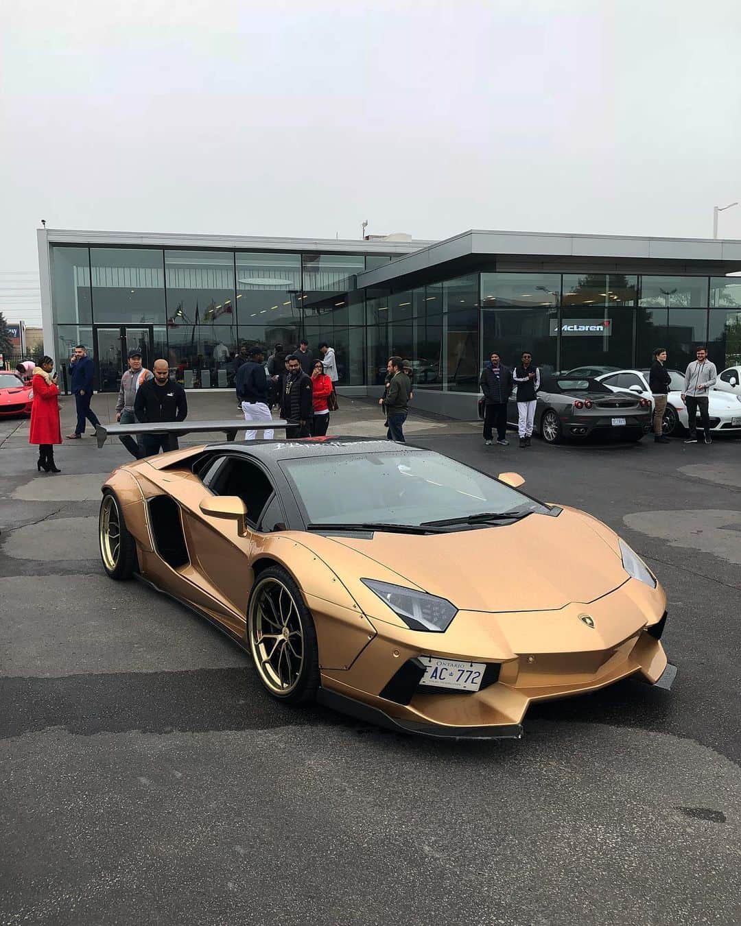 CarsWithoutLimitsさんのインスタグラム写真 - (CarsWithoutLimitsInstagram)「LibertyWalk Aventador #carswithoutlimits #libertywalk #aventador」11月28日 7時54分 - carswithoutlimits
