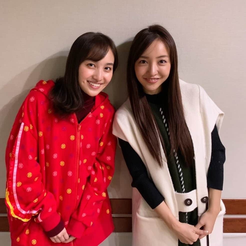 板野友美 ファンアカウントのインスタグラム：「Momokuro no Hapikuro #itano #tomomi #itanotomomi #tomochin #itanotomomifansina #teamtomo #tomochin #artist #model #singing #jepang」