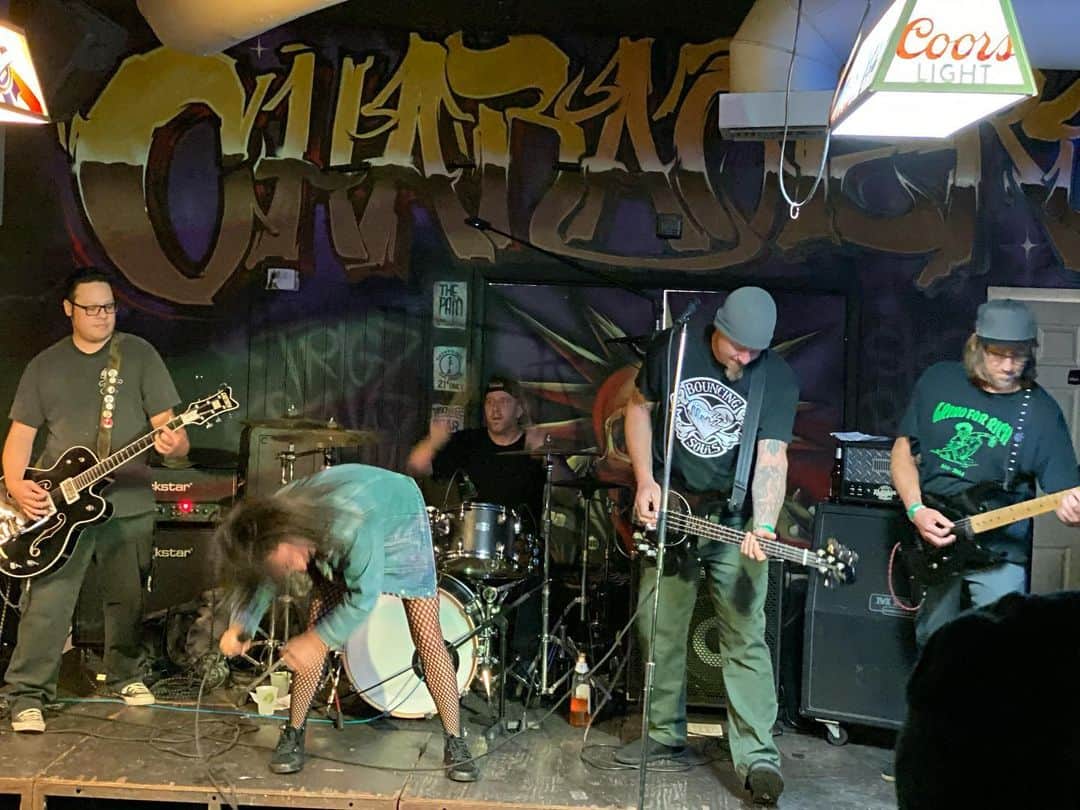 トレ・クールのインスタグラム：「One Less Zero kickin ass in Pomona tonight.  Happy Thanksgiving 🦄」