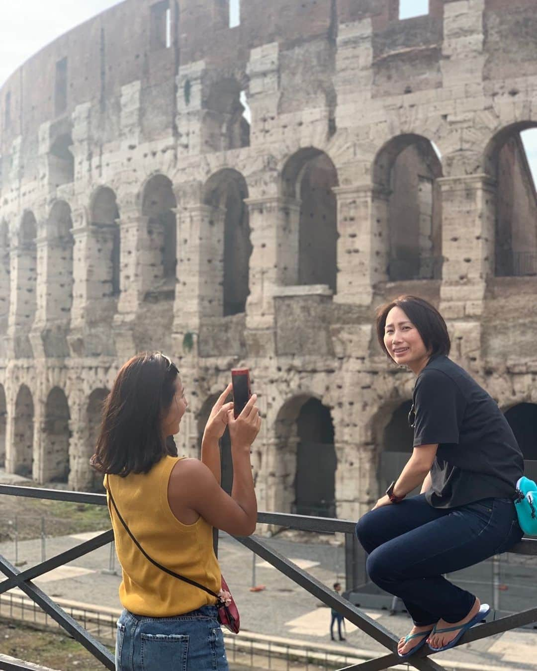 長谷川暁子さんのインスタグラム写真 - (長谷川暁子Instagram)「#tbt #italy #rome ﻿ #ローマ #colosseo﻿ #beachvolleyball #ビーチバレーボール ﻿ #nttcomware #nttコムウェア ﻿ #長谷川暁子 #akikohasegawa」11月28日 18時43分 - akikohaseg