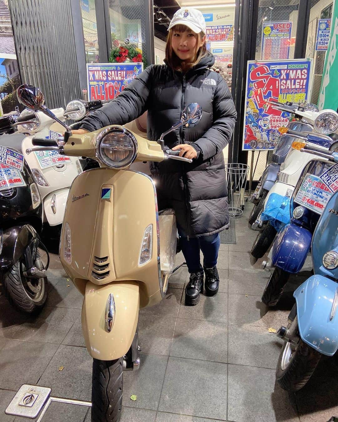 来栖あこさんのインスタグラム写真 - (来栖あこInstagram)「#VESPA 🛵♥️ #vespagirl👧🏻💜 #今日のvespa ✨」11月28日 19時01分 - akopai.081