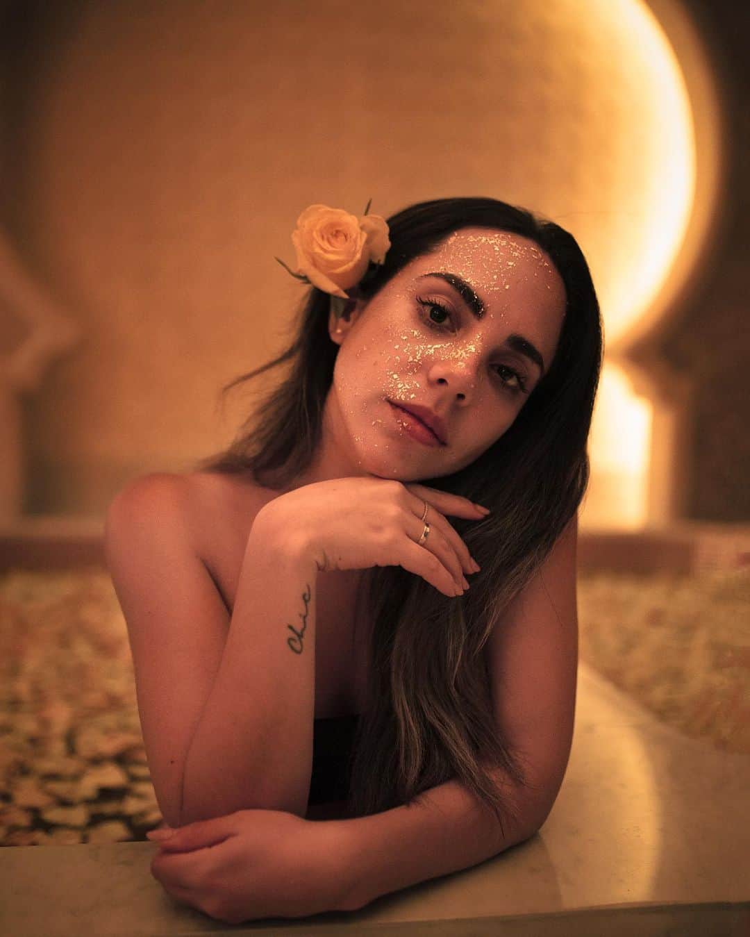 Katy Esquivelのインスタグラム：「Hola, se que no he publicado fotos en semanas pero no saben lo increíble que se siente no depender de una red social. Disfruto tener el control de mi vida y saber que tener más likes o seguidores no me hace mejor ni peor persona. Me gusta Instagram porque me permite compartir mi pasión por la fotografía, viajes y belleza. No quiero subir contenido por subir, quiero publicar fotos y videos que me me encanten, edits que me hagan sentir orgullosa del trabajo que hice o aventuras por el mundo que inspiren a otros a viajar. Gracias por el amor que me dan todos los días, sin ustedes no sería la persona de hoy, los quiero infinito ❤️ xo」