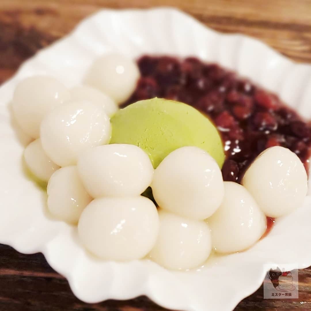 ミスター黒猫（黒猫仙人）のグルメインスタ