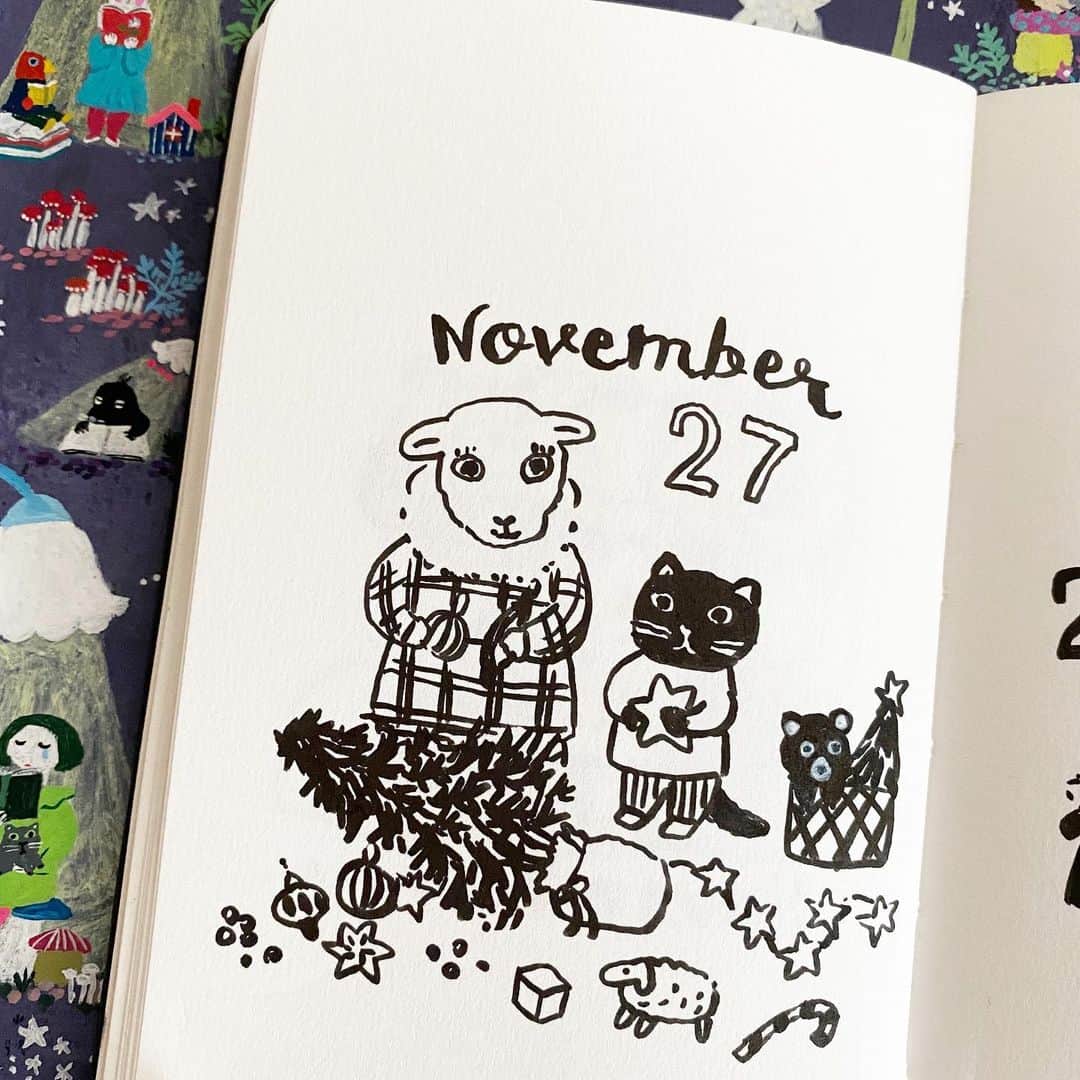 のインスタグラム：「そろそろ... #yumikitagishicalendar_november」