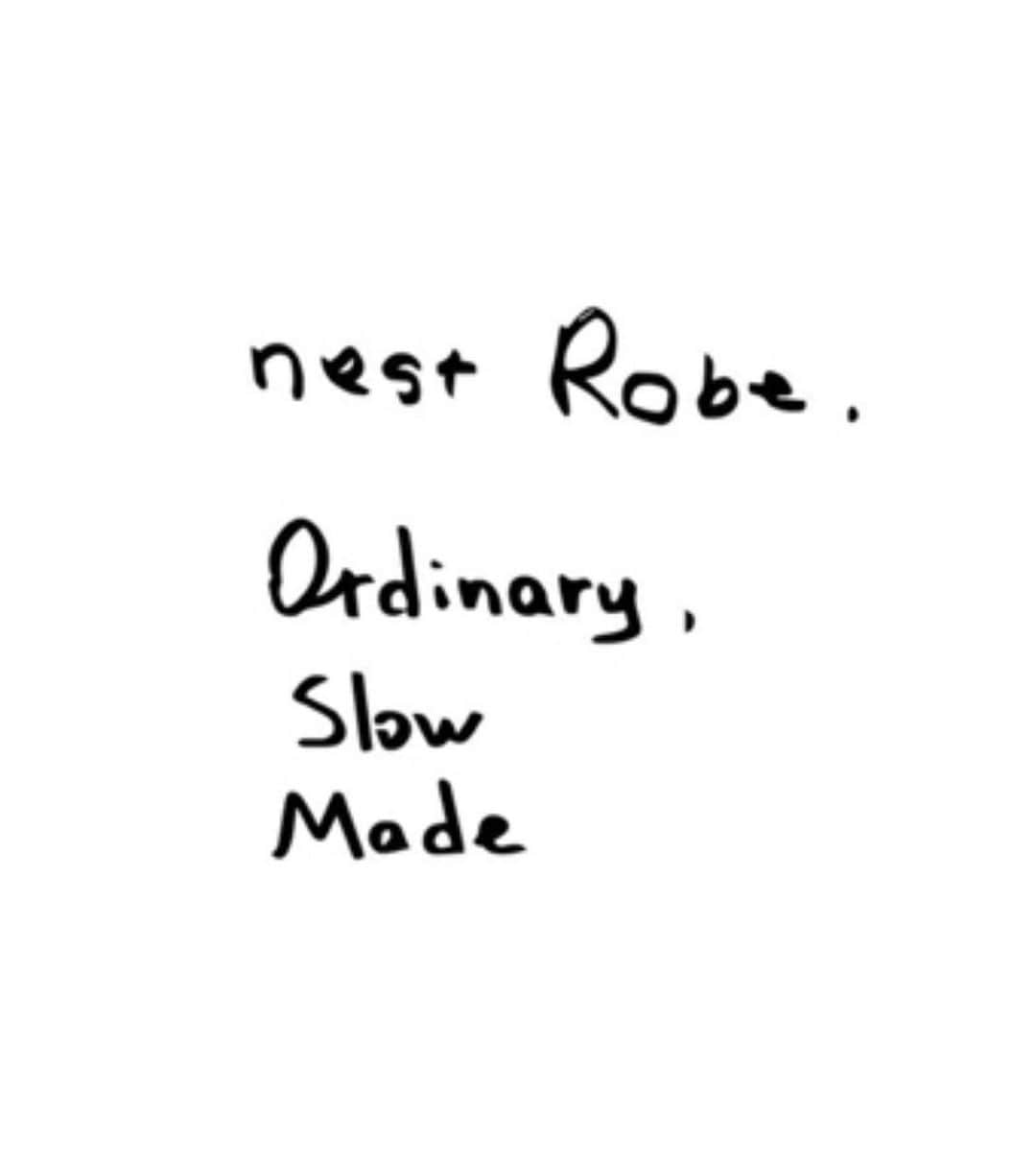 リンネルさんのインスタグラム写真 - (リンネルInstagram)「発売中のリンネル1月号では、nest Robeの冬の新作をお花とともにご紹介しています。 . 「Ordinary. Slow Made」  味のある手書き文字は、カメラマンの大段さんの直筆。@odanmachiko  ネストローブの温もりあるお洋服で、この冬を乗り切りましょう☺️ #リンネル #nestrobe #ネストローブ」11月28日 12時38分 - liniere_tkj