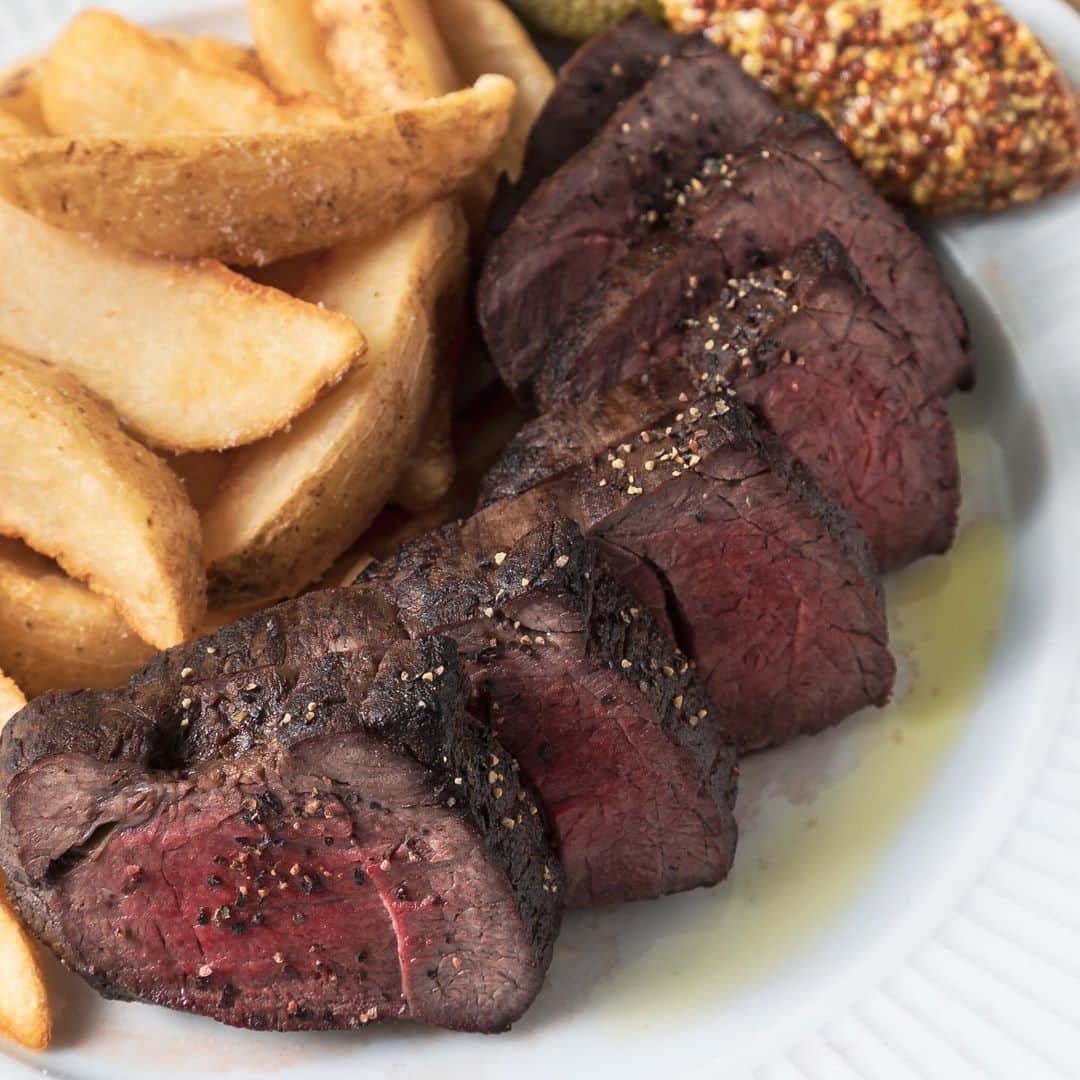 フリーマンズスポーティングクラブのグルメインスタ