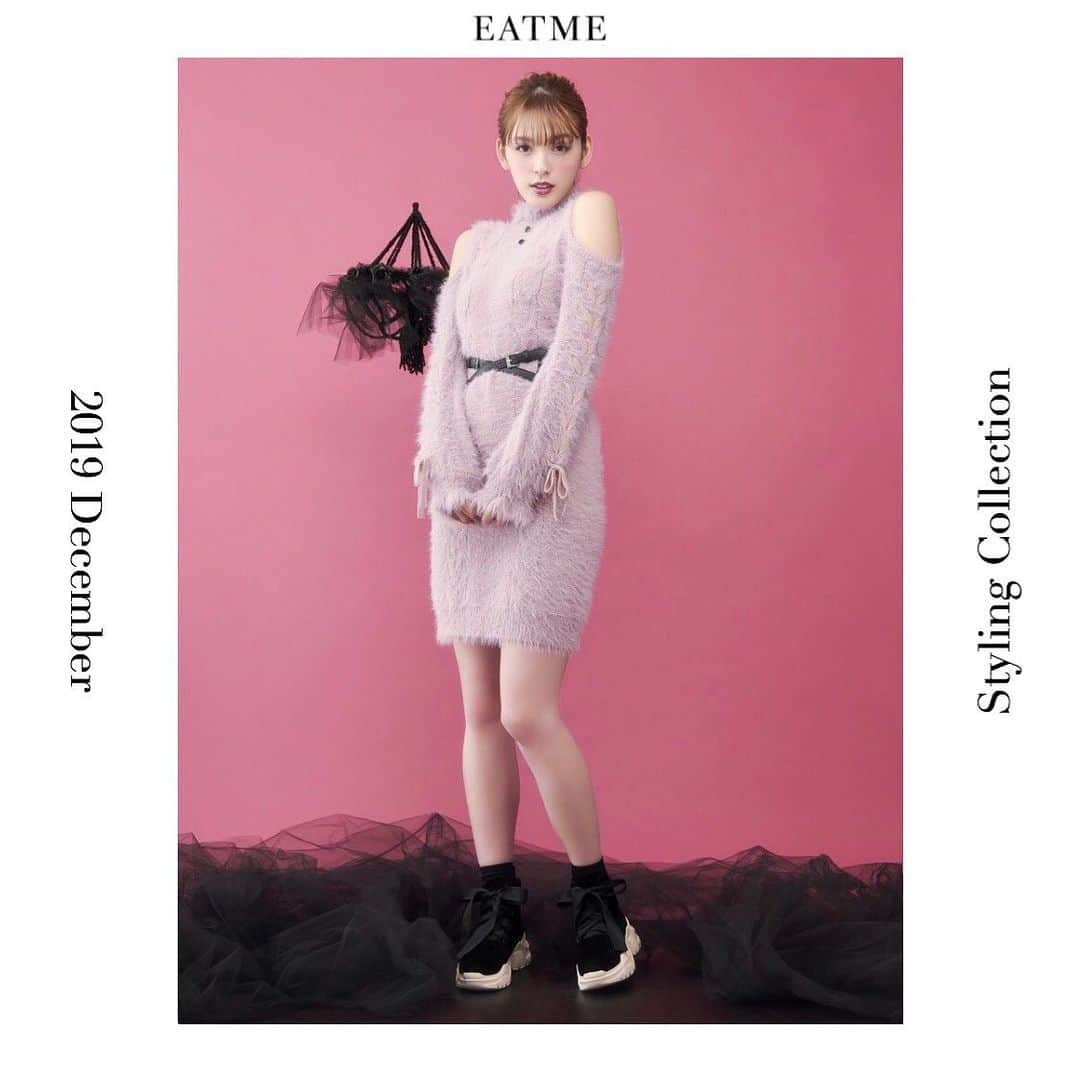 EATMEさんのインスタグラム写真 - (EATMEInstagram)「11.28 update… #EATME #DECEMBER #LOOK #COLLECTION #📖 #VINTAGEAFTERNOONTEA @maotin1019  身長🚺:169cm ベルト、ブーツ➡︎発売中 ワンピース➡︎12月発売予定 ソックス➡︎参考商品 . 2WAYオフショルダーニットワンピース（ #ONEPIECE ） ¥11,000（＋tax） COLOR🎨:PNK.O/WHT.BLK SIZE📐:FREE . フェイクレザークロスベルト（ #BELT ） ¥4,600（+tax） COLOR🎨:BLK . スニーカーソールショートブーツ（ #BOOTS ） ¥13,600（+tax） COLOR🎨:O/WHT.BLK SIZE📐:S（22.5cm) M（23.5cm）、L（24.5cm） . #EATME_COLLECTION #EATME #eatmejapan #イートミー」11月28日 14時11分 - eatme_japan