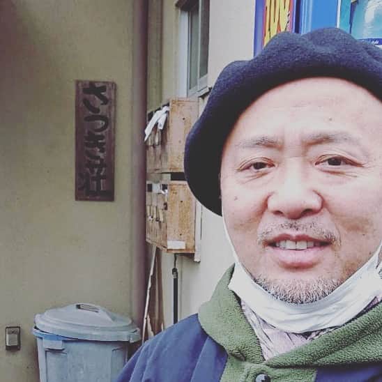 のインスタグラム：「大昔住んでたとこ訪問おじさん」