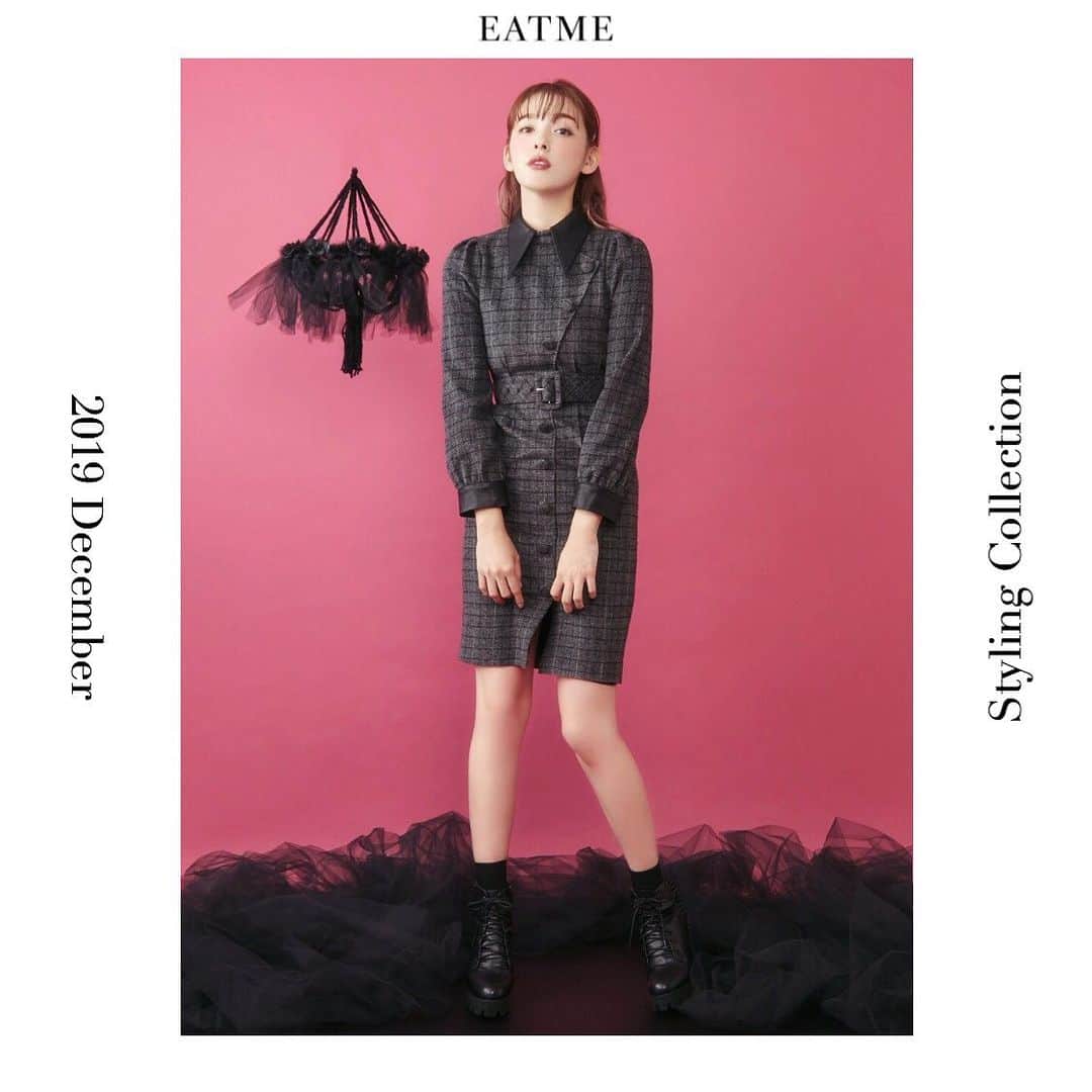 EATMEさんのインスタグラム写真 - (EATMEInstagram)「11.28 update… #EATME #DECEMBER #LOOK #COLLECTION #📖 #VINTAGEAFTERNOONTEA @maotin1019  身長🚺:169cm ブーツ➡︎発売中 ワンピース➡︎12月発売予定 ソックス➡︎参考商品 . フェイクレザーシャツカラータイトワンピース（ #ONEPIECE ） ¥14,000（＋tax） COLOR🎨:BLK.CML SIZE📐:S.M . チャンキーヒールショートブーツ（ #BOOTS ） ¥13,880（+tax） COLOR🎨:BLK.MIX.PNK SIZE📐:S（22.5cm) M（23.5cm）、L（24.5cm） . #EATME_COLLECTION #EATME #eatmejapan #イートミー」11月28日 14時17分 - eatme_japan