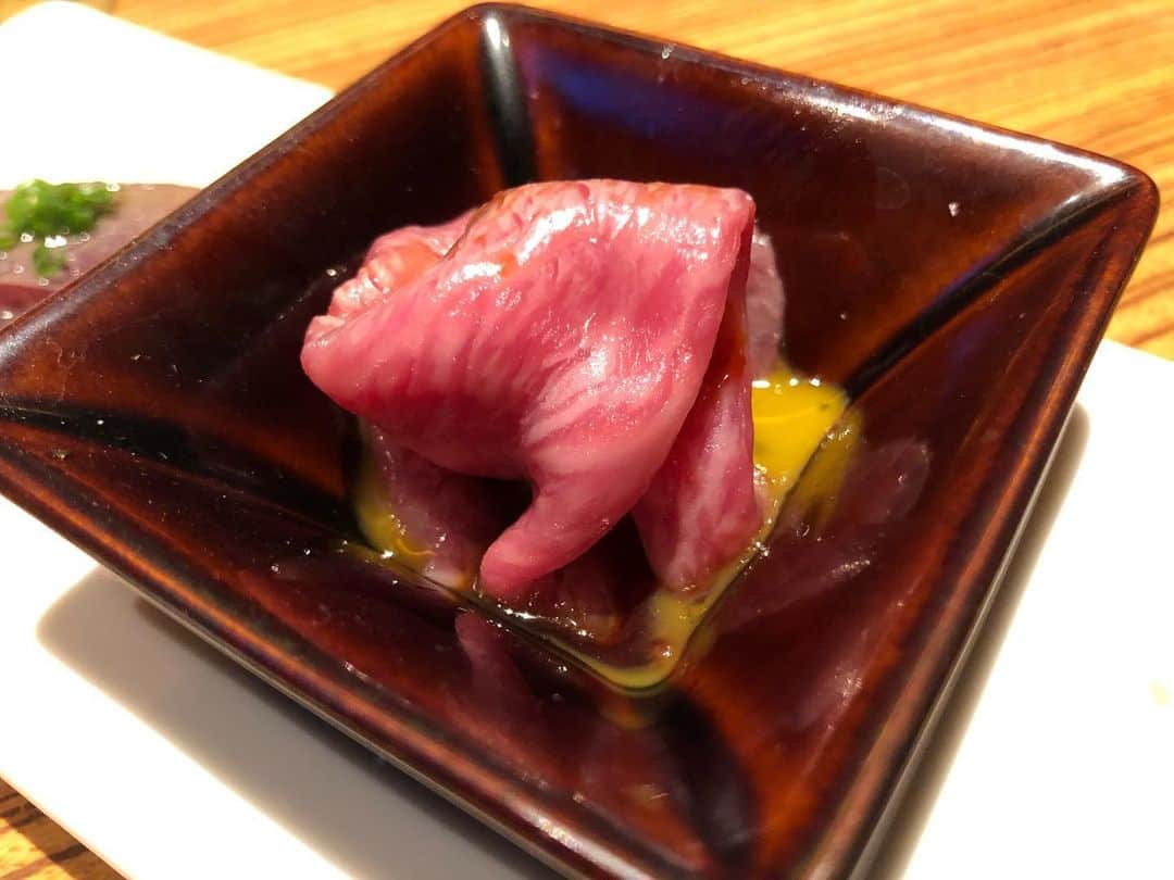 大田明奈さんのインスタグラム写真 - (大田明奈Instagram)「今年いち美味しかった焼肉屋さん🥺 あ〜美味しかった😭 コスパもいいいぃぃ🥺 #焼肉 #麻布十番 #幸せとはこうゆうことを言う」11月28日 15時14分 - moreakee