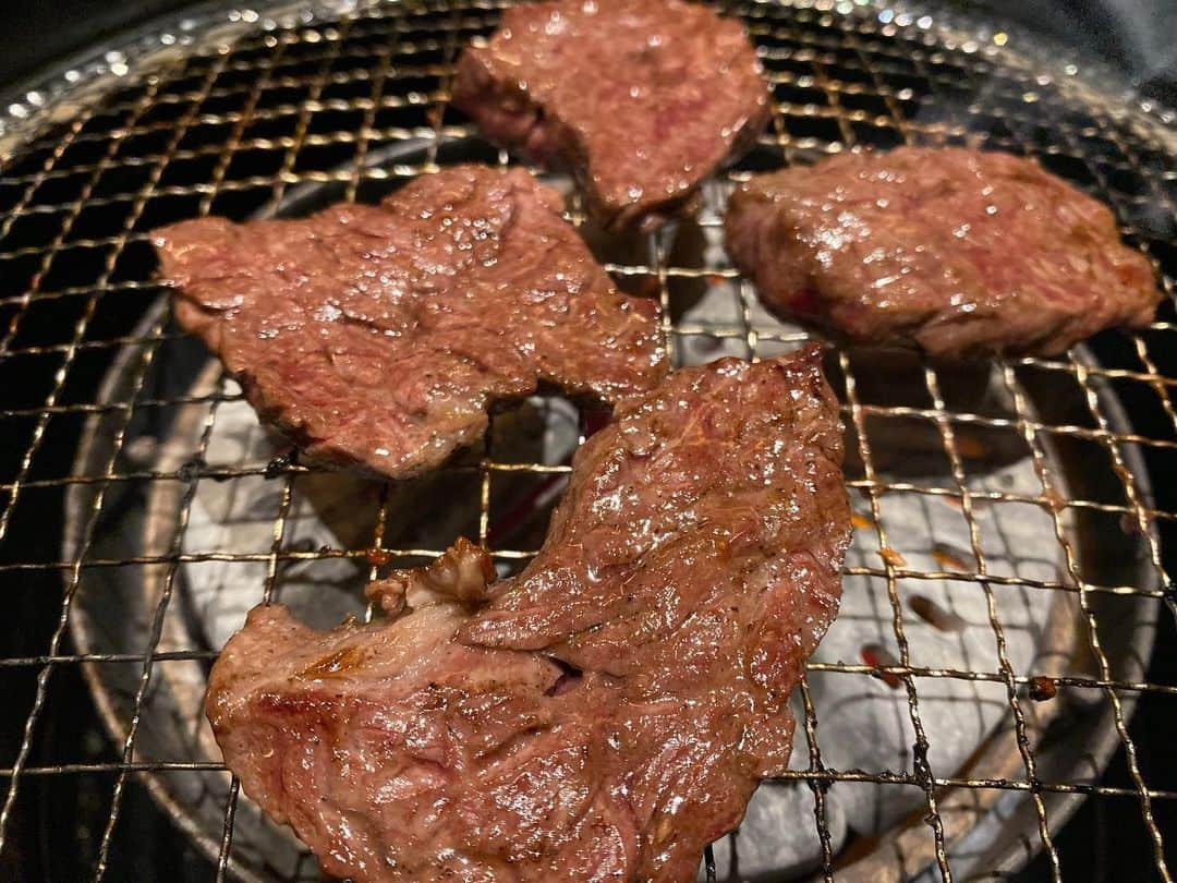 大田明奈さんのインスタグラム写真 - (大田明奈Instagram)「今年いち美味しかった焼肉屋さん🥺 あ〜美味しかった😭 コスパもいいいぃぃ🥺 #焼肉 #麻布十番 #幸せとはこうゆうことを言う」11月28日 15時14分 - moreakee