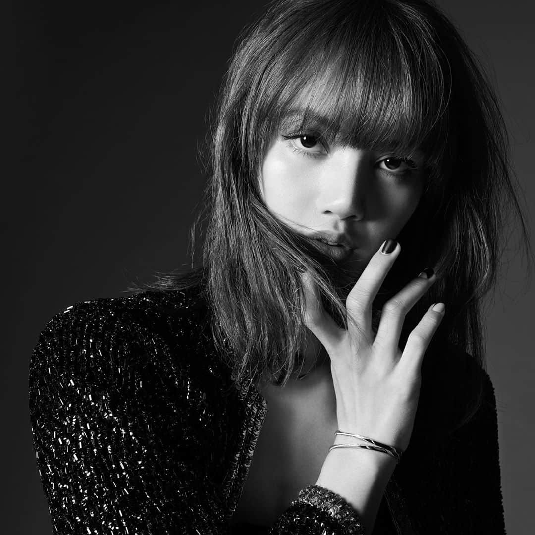 リサさんのインスタグラム写真 - (リサInstagram)「Thank you for these amazing photos Hedi @hedislimane @celine #ad」11月28日 15時50分 - lalalalisa_m