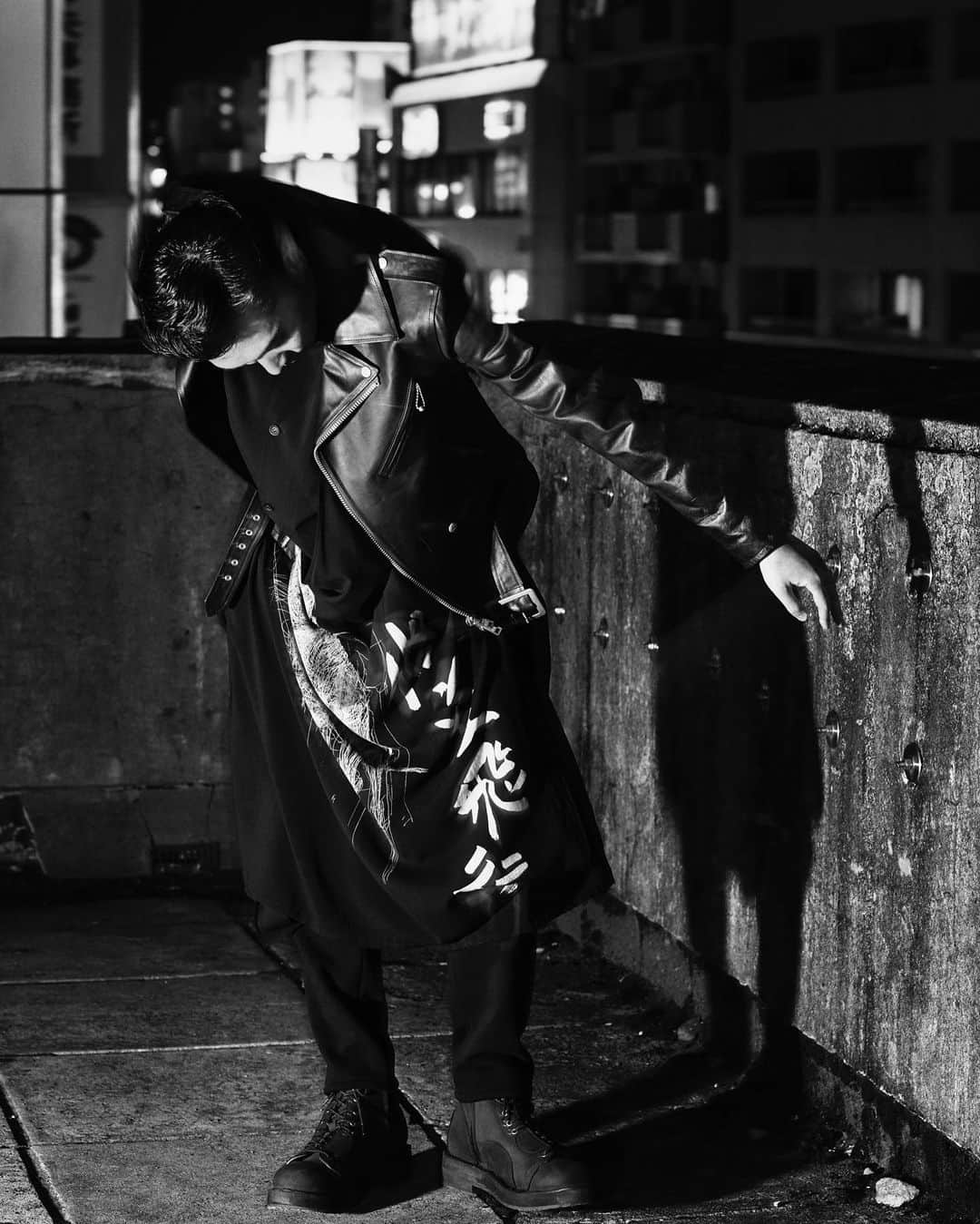 ヨウジヤマモトさんのインスタグラム写真 - (ヨウジヤマモトInstagram)「BLACK Scandal Yohji Yamamoto HOMME AW19 #blackscandalyohjiyamamoto Model #TasukuEmoto」11月28日 16時06分 - yohjiyamamotoinc