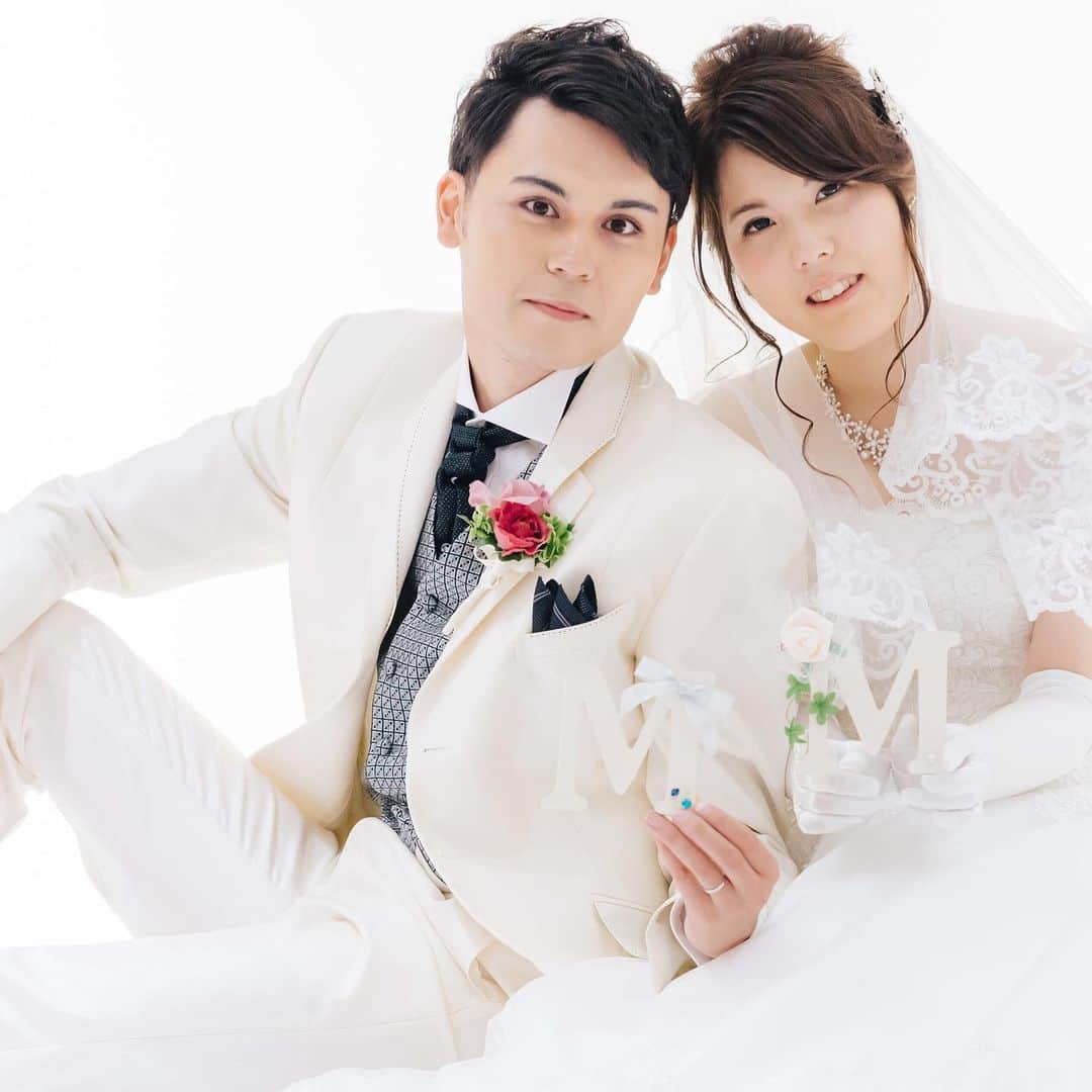 【公式】小さな結婚式さんのインスタグラム写真 - (【公式】小さな結婚式Instagram)「@petit.wedding をフォローしてね♩ #小さな結婚式 をつけてのお写真投稿も 大歓迎です♡ こちらの公式IGでリグラムさせていただきます＊ .  愛犬と一緒に素敵な結婚式を♡ おしゃれに着飾った姿が 愛くるしく、 とっても可愛いですよね* >>#小さな結婚式横浜店 . ——————— #小さな結婚式  #petitwedding #前撮り #結婚式  #プレ花嫁 #卒花 #アットホーム #少人数 #家族婚 #少人数結婚式 #ウェディング #ウェディングドレス #wedding #bridal #weddingdress #花嫁 #結婚式準備 #式場探し #日本中のプレ花嫁さまと繋がりたい #結婚式の思い出に浸る会 #結婚準備 #フォトウェディング #フォト #フォトアイディア #ペットウェディング」11月28日 16時46分 - petit.wedding