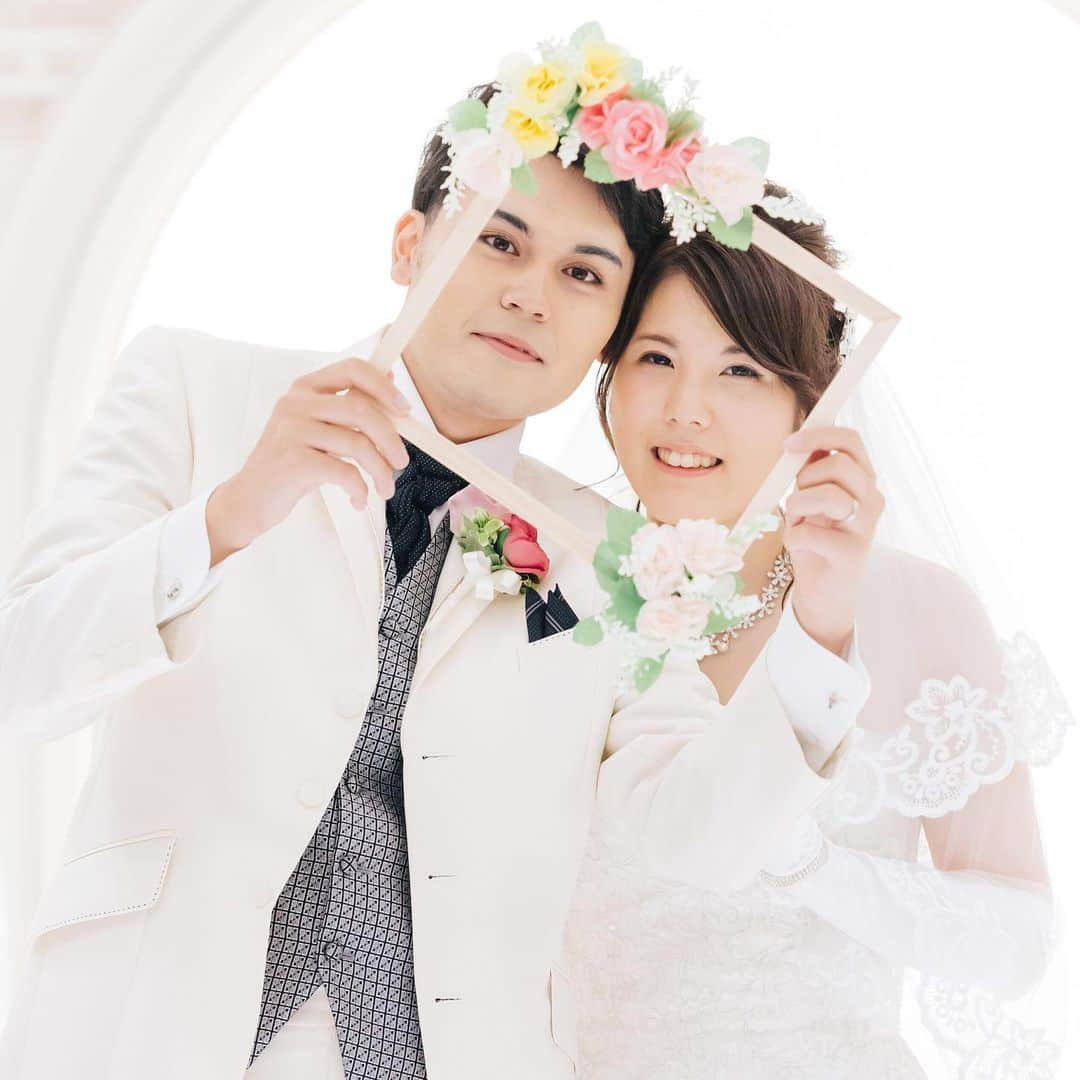 【公式】小さな結婚式さんのインスタグラム写真 - (【公式】小さな結婚式Instagram)「@petit.wedding をフォローしてね♩ #小さな結婚式 をつけてのお写真投稿も 大歓迎です♡ こちらの公式IGでリグラムさせていただきます＊ .  愛犬と一緒に素敵な結婚式を♡ おしゃれに着飾った姿が 愛くるしく、 とっても可愛いですよね* >>#小さな結婚式横浜店 . ——————— #小さな結婚式  #petitwedding #前撮り #結婚式  #プレ花嫁 #卒花 #アットホーム #少人数 #家族婚 #少人数結婚式 #ウェディング #ウェディングドレス #wedding #bridal #weddingdress #花嫁 #結婚式準備 #式場探し #日本中のプレ花嫁さまと繋がりたい #結婚式の思い出に浸る会 #結婚準備 #フォトウェディング #フォト #フォトアイディア #ペットウェディング」11月28日 16時46分 - petit.wedding