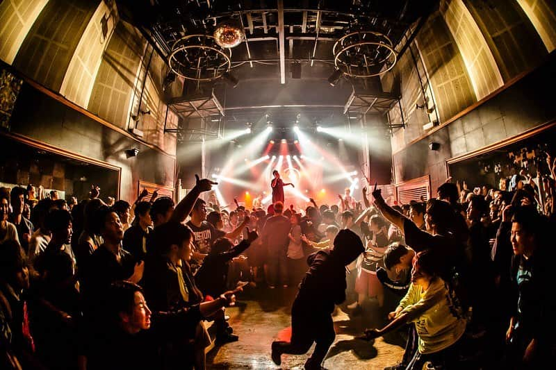 Tatsuya Amanoさんのインスタグラム写真 - (Tatsuya AmanoInstagram)「Operation X tour is going crazy💥﻿ ﻿ 小箱でぐっちゃぐちゃになるのも最高！﻿ ﻿ Photo by @cazrowaoki」11月28日 17時07分 - tatsucrossfaith