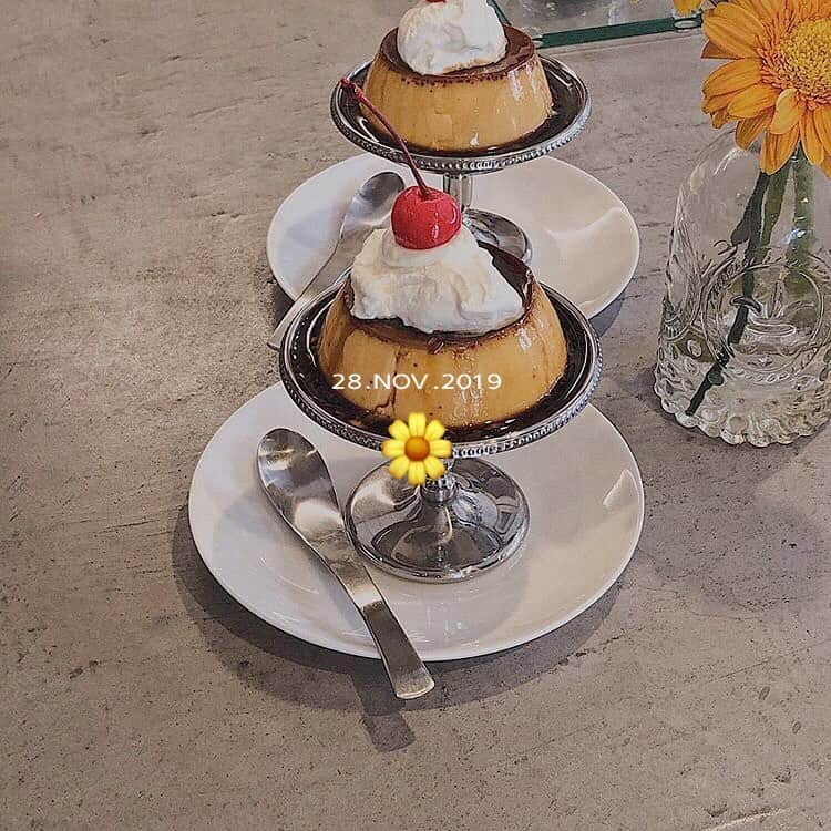 「SNOW」顔認識カメラアプリのグルメインスタ