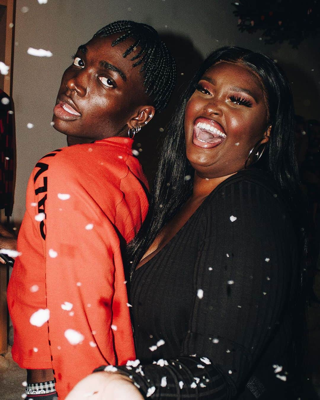 Calvin Kleinさんのインスタグラム写真 - (Calvin KleinInstagram)「A very merry #MYCALVINS ✨ @rickeythompson + @badgalkimm at last night’s #CKHOLIDAY celebration in #NYC. ⁣  Show us how you celebrate ▷ ⁣ ⁣ 📸: @tyrellhampton ⁣  Shop the #CALVINKLEIN holiday gift guide: Performance Repeating Logo Raglan Sleeve Cropped Sweatshirt [US] Buffao Check Trunk [GLOBAL]」12月13日 5時28分 - calvinklein