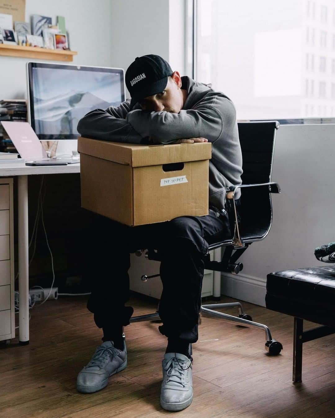 HYPEBEASTさんのインスタグラム写真 - (HYPEBEASTInstagram)「@hypebeastart: For our latest ‘Studio Visits’ feature, we connected with multidisciplinary studio @playlabinc at their Chinatown workspace in New York City. You’ve seen PLAYLAB, INC.’s work before — you simply haven’t realized it. Louis Vuitton’s viral red moon bounce, Nike’s Stranger Things campaign, hand-painted backdrops among the towering skyscrapers in Midtown and Virgil Abloh’s retrospective book, Figures of Speech, are just a few of the multidisciplinary studio’s projects you may have encountered. Click the link in our bio to read the full feature.⁠⠀ Photos: Eddie Lee/HYPEBEAST」12月13日 5時36分 - hypebeast