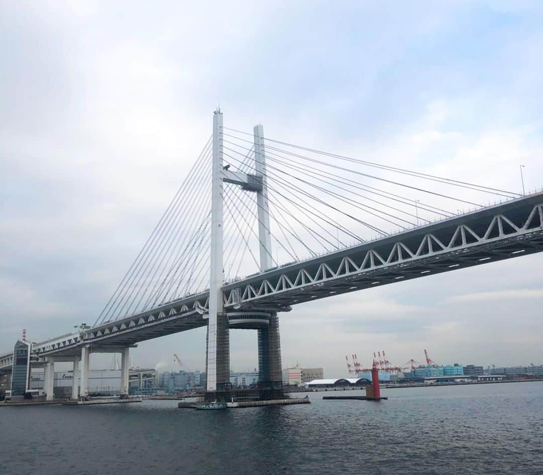 カイヤさんのインスタグラム写真 - (カイヤInstagram)「Day Cruise . . . . . . . . . . #caiya #カイヤ #川﨑介耶 #cruise #cruiseship #daycruise #ocean #oceanview #family #familytime #love #life #lifeisbeautiful #freedom #choosehappiness #fullmoon #fullfillment #loveoneanother #peaceful」12月13日 5時46分 - caiya.kawasaki