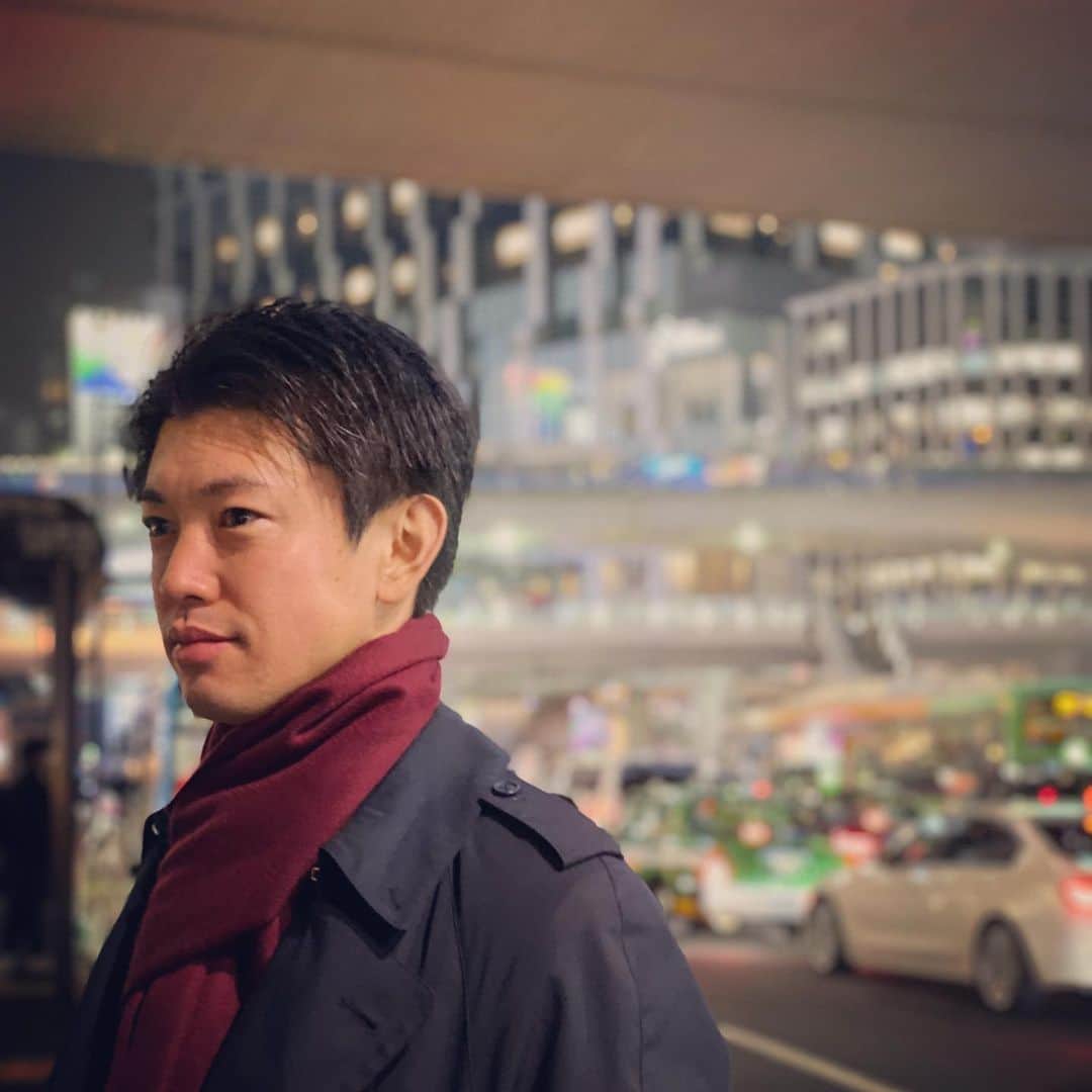 田中裕介さんのインスタグラム写真 - (田中裕介Instagram)「2019オフpart1 東京、大阪、福岡、岡山で 色々な方と会いリフレッシュ。 オフの醍醐味。 今日からは刺激をもらう旅へ✈️ 行ってきます！ #2019オフ #仲間に会う #シーズンお疲れ様会 #清永会 #清永浩史  #3nm #sophnet  #FC東京 #森重真人  #林彰洋 #川崎フロンターレ #斎藤学  #浦和レッズ #杉本健勇 #街でバッタリ #中澤聡太 #セレッソ大阪 #都倉賢 #返り咲きカウントダウン  #アビスパ福岡 #實藤友紀 #杉山力裕 #ファジアーノ岡山 #中野誠也 #久保田和音 #上田康太 #増田繁人 #武田拓真 #喜山康平 #田中交友録」12月13日 6時54分 - yusuketanaka_official