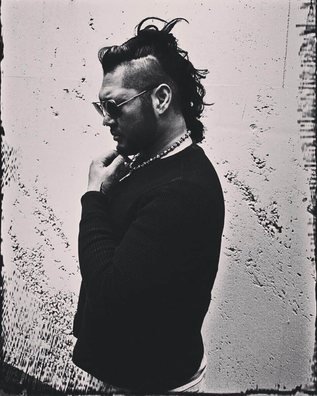 EVILのインスタグラム：「#evil  #everythingisevil  #kingofdarkness  #mohawk #hairstyle」