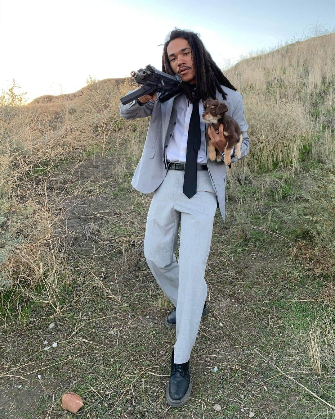 ルカ・サバトさんのインスタグラム写真 - (ルカ・サバトInstagram)「This is the new puppy, his name is “tough guy”. You touch him, I go john wick.」12月13日 9時43分 - lukasabbat