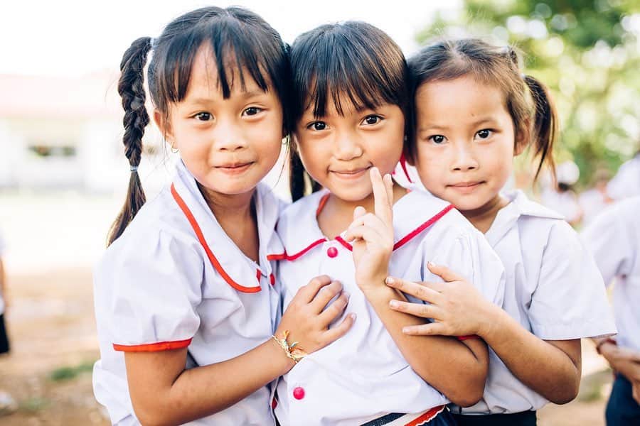 ポール・ウォーカーさんのインスタグラム写真 - (ポール・ウォーカーInstagram)「“Today, I am launching a campaign with @pencilsofpromise to build a school. This is the season of giving and my biggest wish is to provide a space for these children to learn. Everyone deserves a good education. The link is in my bio. Xx, Meadow” - @meadowwalker」12月13日 10時09分 - paulwalker