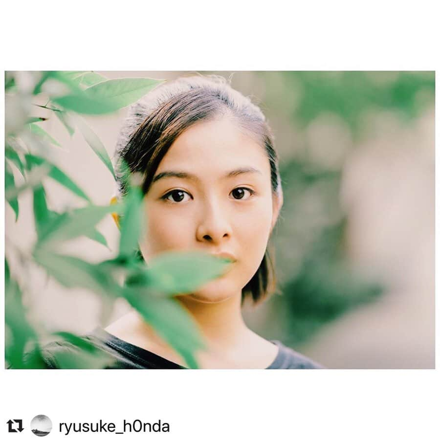 石崎なつみさんのインスタグラム写真 - (石崎なつみInstagram)「📷@ryusuke_h0nda . #Repost @ryusuke_h0nda with @make_repost ・・・ あの日の　02  #撮影#写真#フィルム #portrait #shooting#photo#photographer#FILM#石崎なつみ#女優」12月13日 11時44分 - ntmii7