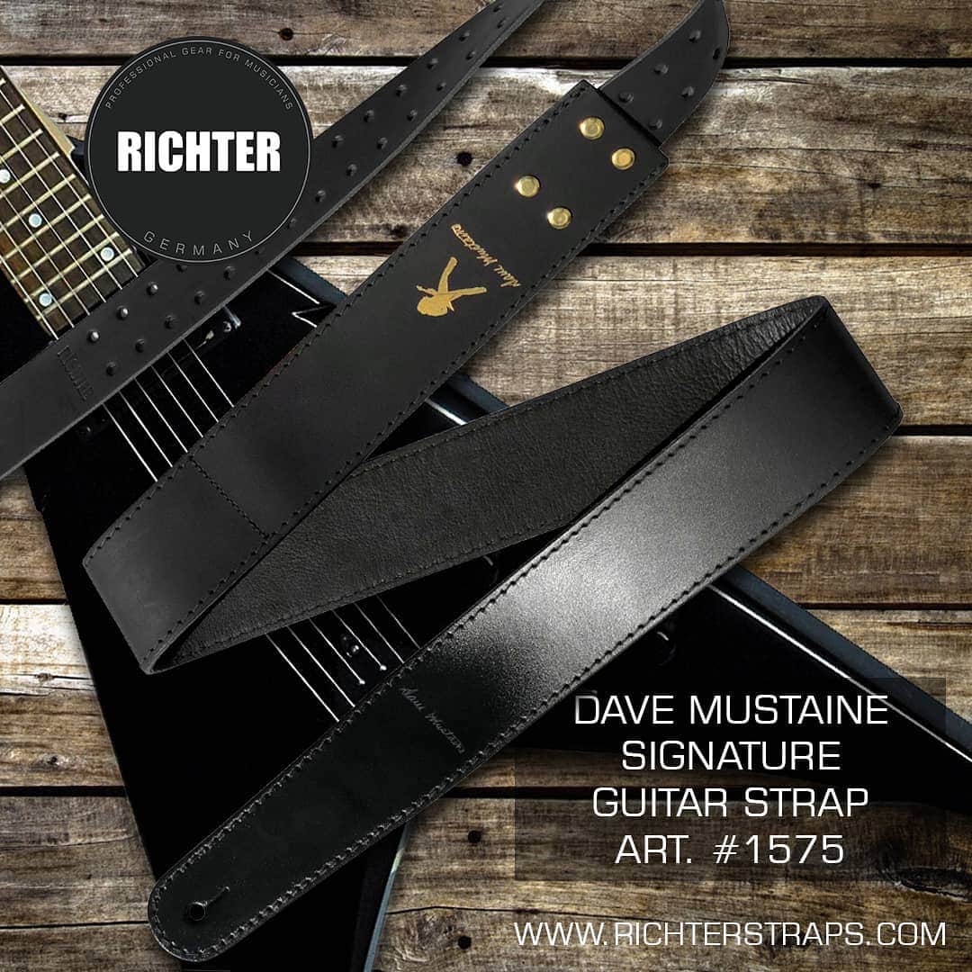 Megadethさんのインスタグラム写真 - (MegadethInstagram)「Don't miss the Black Friday to Cyber Monday discount at Richter - the guitar strap company of my choice. Visit richterstraps.com (link in bio @davemustaine) and shop my signature products or other stuff with 10% discount. Coupon code: BLCKFR #repost | @davemustaine」11月29日 3時40分 - megadeth