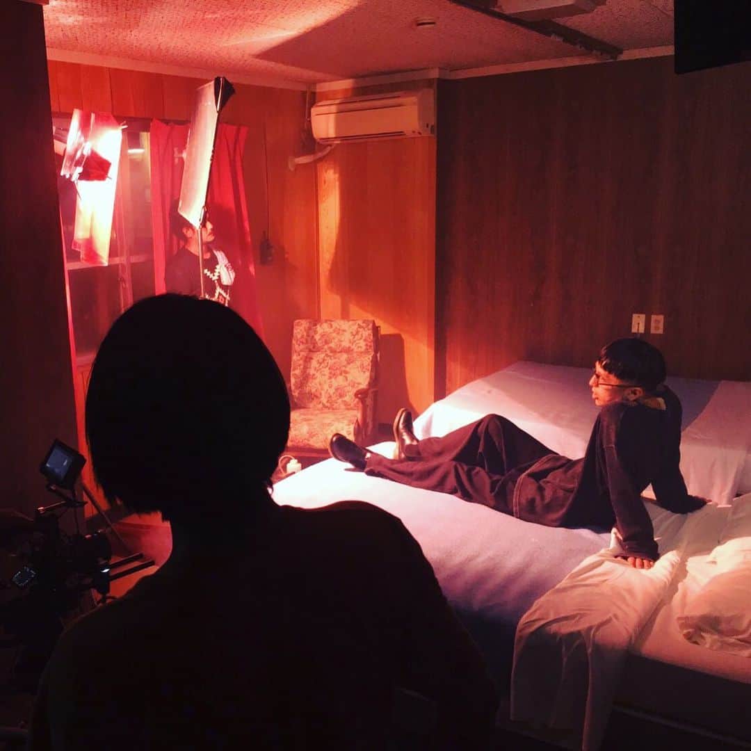 BASI（バシ）のインスタグラム：「. #夕暮れ #切愛 @teru___1985 @_illmore_ @hang_aruku @kojikoji__i2」