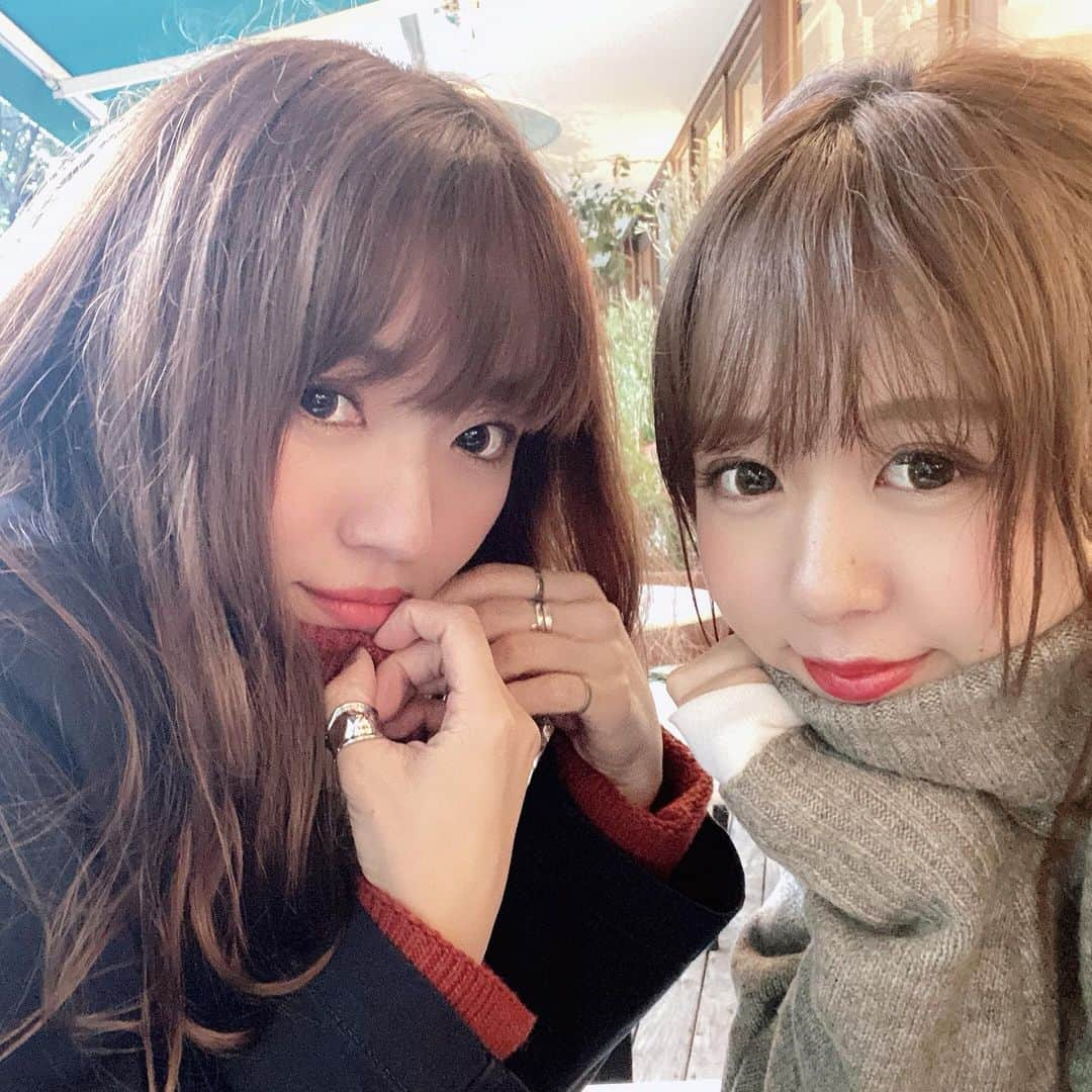 かほこ。さんのインスタグラム写真 - (かほこ。Instagram)「ㅤㅤㅤㅤㅤㅤㅤㅤㅤㅤㅤㅤㅤ ㅤㅤㅤㅤㅤㅤㅤㅤㅤㅤㅤㅤㅤ @__haru3 ちゃんとデート❤︎ いっぱい撮ってくれた🥺 ほとんど目開いてなかった🥺 ㅤㅤㅤㅤㅤㅤㅤㅤㅤㅤㅤㅤㅤ カレーもコーヒーもおいしかった！ いつもありがとう❤︎❤︎ ㅤㅤㅤㅤㅤㅤㅤㅤㅤㅤㅤㅤㅤ ※髪染める前 ㅤㅤㅤㅤㅤㅤㅤㅤㅤㅤㅤㅤㅤ #渋谷カフェ #whiteglasscoffee #tomboy」11月28日 20時06分 - xxokohakxx