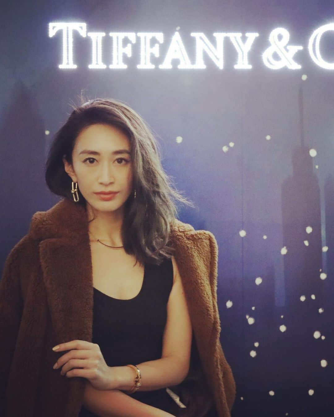 神山まりあさんのインスタグラム写真 - (神山まりあInstagram)「@tiffanyandco party 💍 Tiffany is always welcome to my house❤️ Right??darling??? @kenkob0903  #VeryVeryTiffany #tiffany #ティファニー #love #mom #happy #fashion #party #readyforholidays」11月28日 21時01分 - mariakamiyama