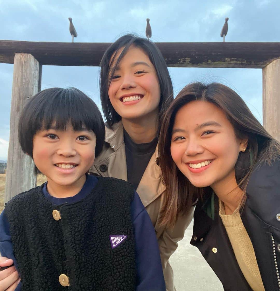 Miles Ocampoさんのインスタグラム写真 - (Miles OcampoInstagram)「Sepanx in 3...2..1.. 😩 Me and mama stayed at Fukuoka for 4 days for our short vacation, then spent a week in Saga with team Hashira. Thank you everyone!! Ang saya saya ng shoot natin, big thanks to you direk @easyferrer! And yes, ikaw po ang pinag uusapan namin lahat lagi. 😂 So much admiration to our team from our director, AD, staff, crew, kuya @josephcmarco, my new ate @ritzazul, and to Saga Film Commision. Teamwork, respect and new friendships. Arigato gozaimasu, team Hashira!!! See you soon 🤗」11月28日 21時30分 - milesocampo