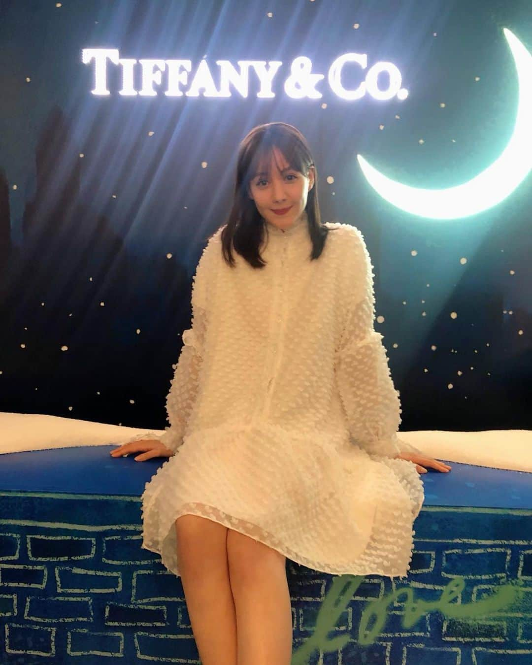 トリンドル玲奈さんのインスタグラム写真 - (トリンドル玲奈Instagram)「永遠の憧れ…  ティファニー♡  #TiffanyxCatstreet #VeryVeryTiffany  @tiffanyandco」11月28日 21時54分 - toritori0123